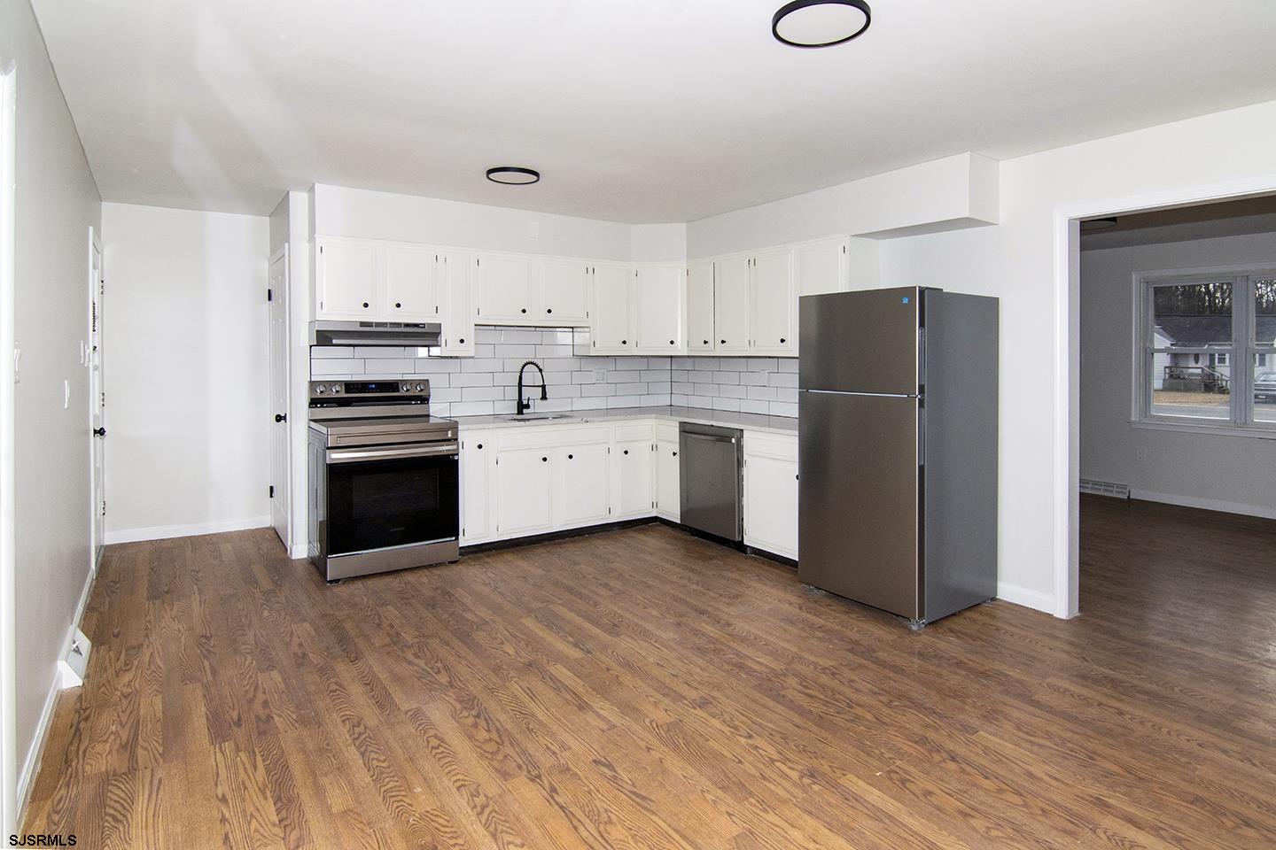 Malaga, New Jersey 08328, United States, 3 Bedrooms Bedrooms, ,3 BathroomsBathrooms,Residential,Active,27332