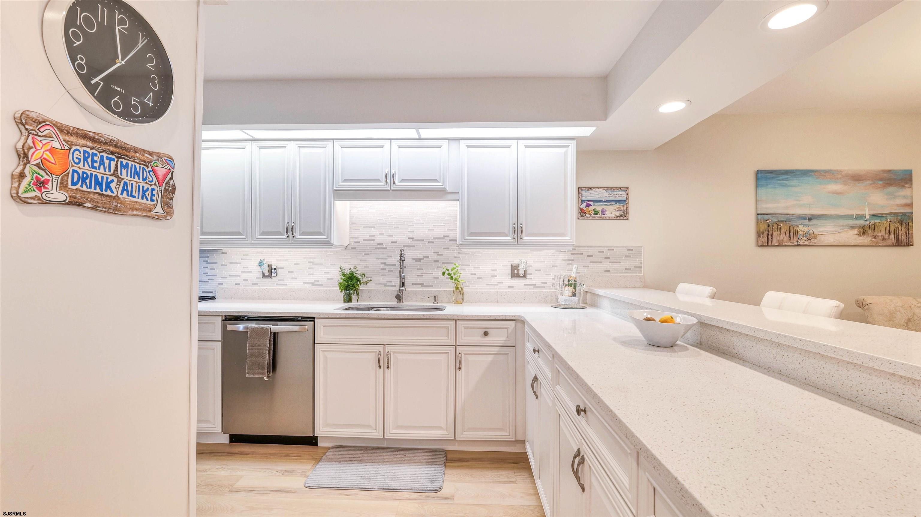 Brigantine, New Jersey 08203, United States, 2 Bedrooms Bedrooms, ,2 BathroomsBathrooms,Residential,Active,112263