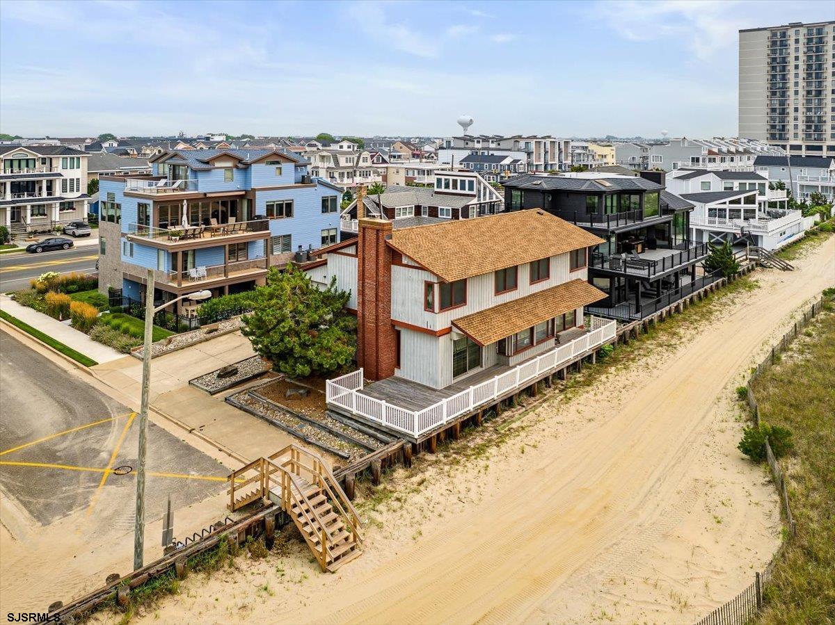 103 S 35th Ave