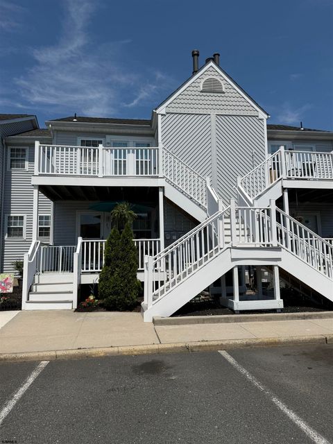 Condo For Rent - 312 London Ct<br/> Egg Harbor Township, NJ 08234