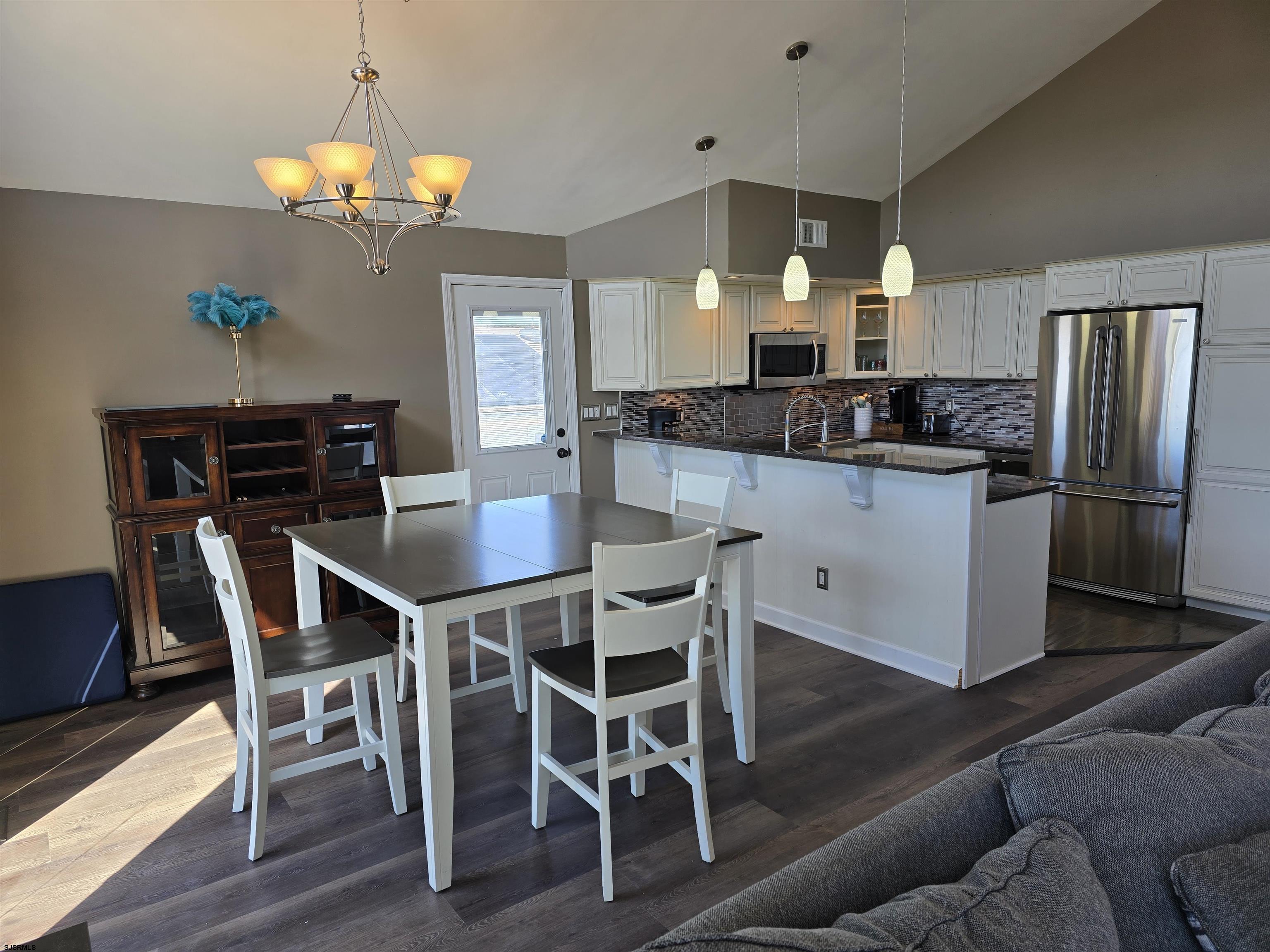 Brigantine, New Jersey 08203, United States, 3 Bedrooms Bedrooms, ,2 BathroomsBathrooms,Residential,Active,99335