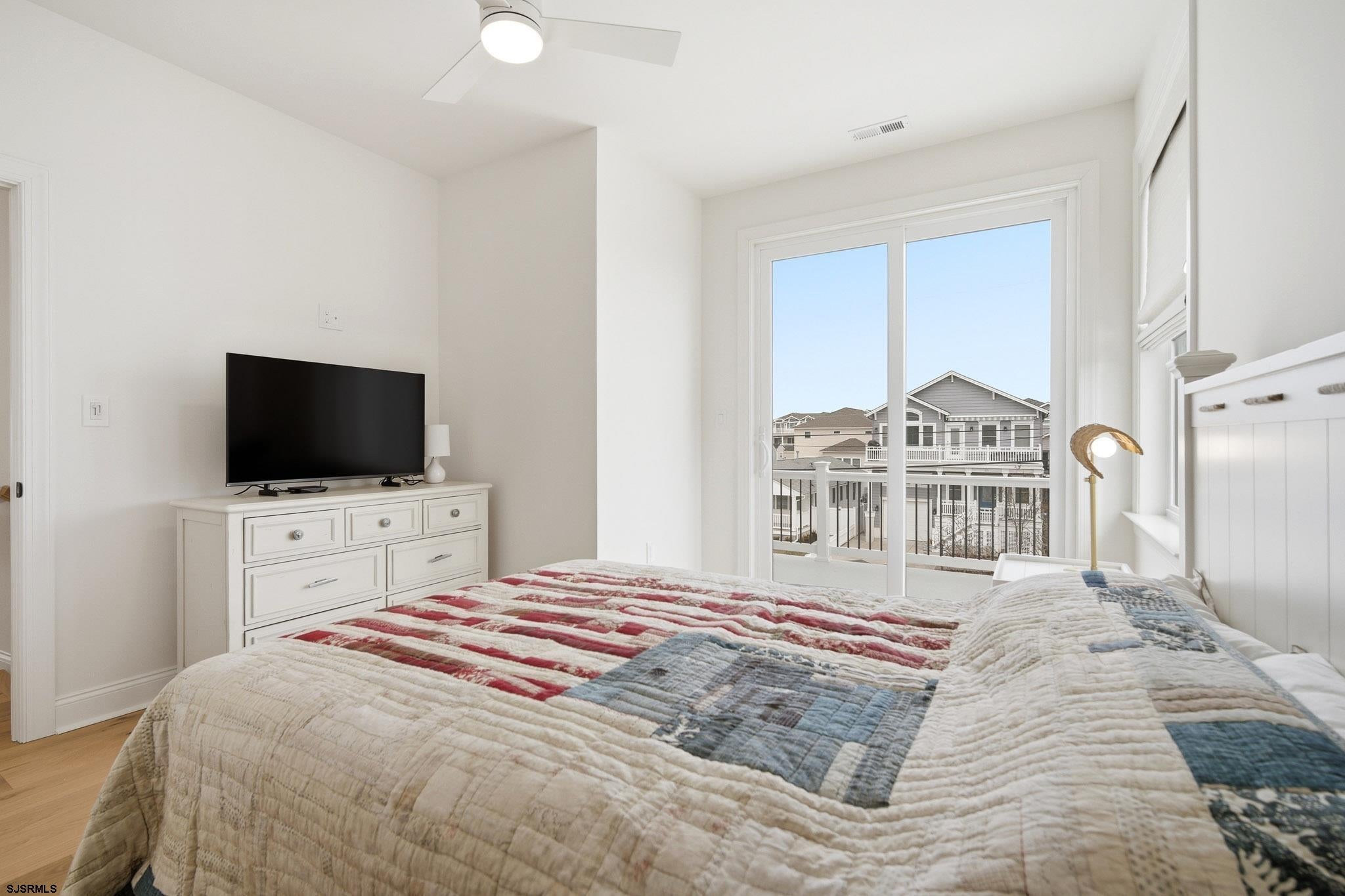 138 N Roosevelt Blvd, Brigantine, NJ, 08203, USA, 6 Bedrooms Bedrooms, ,4 BathroomsBathrooms,Residential,Active,138 N Roosevelt Blvd,606079