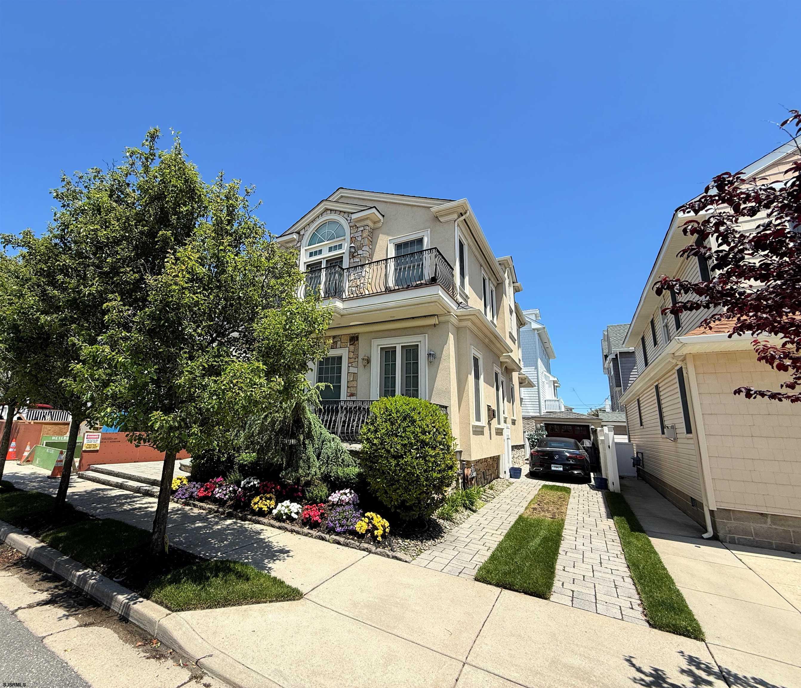 Photo 1 of 26 — 11 S Kenyon, Margate, NJ 08402