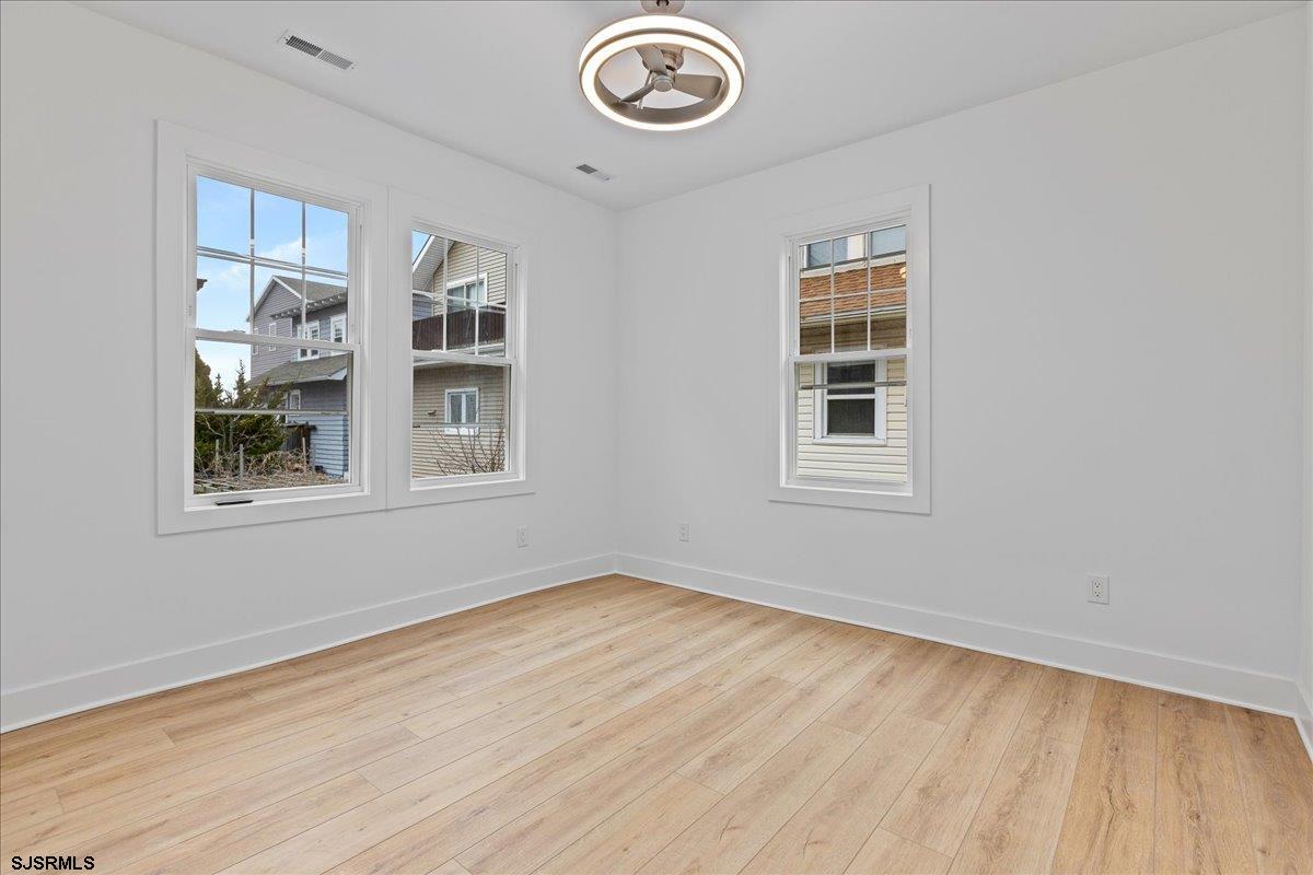 Ventnor, New Jersey 08406, United States, 2 Bedrooms Bedrooms, ,2 BathroomsBathrooms,Residential,Active,109391