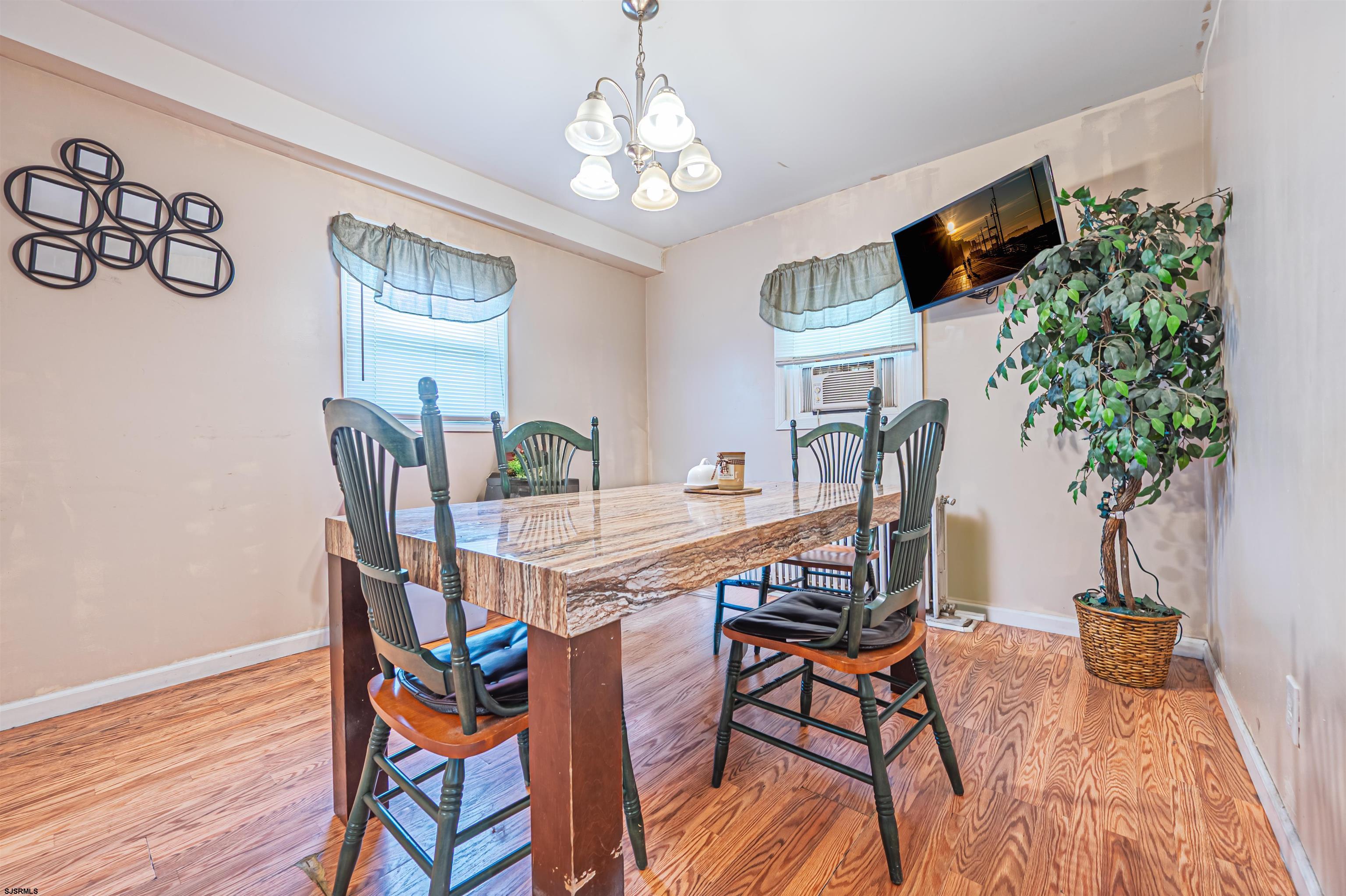 Atlantic City, New Jersey 08401, United States, 4 Bedrooms Bedrooms, ,2 BathroomsBathrooms,Residential,Active,147316