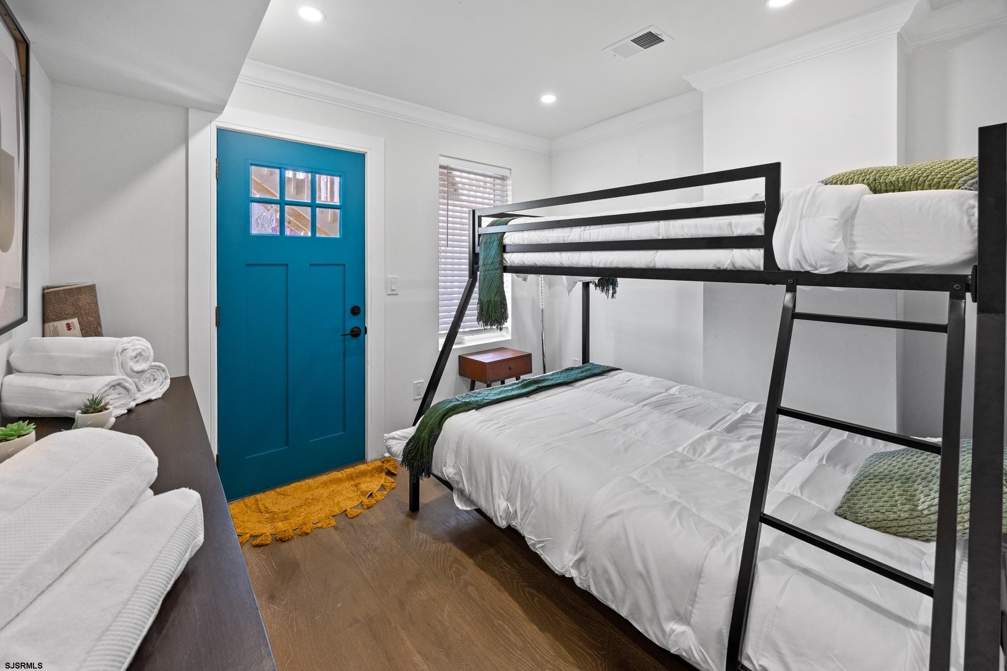 Atlantic City, New Jersey 08401, United States, 5 Bedrooms Bedrooms, ,3 BathroomsBathrooms,Residential,Active,158896