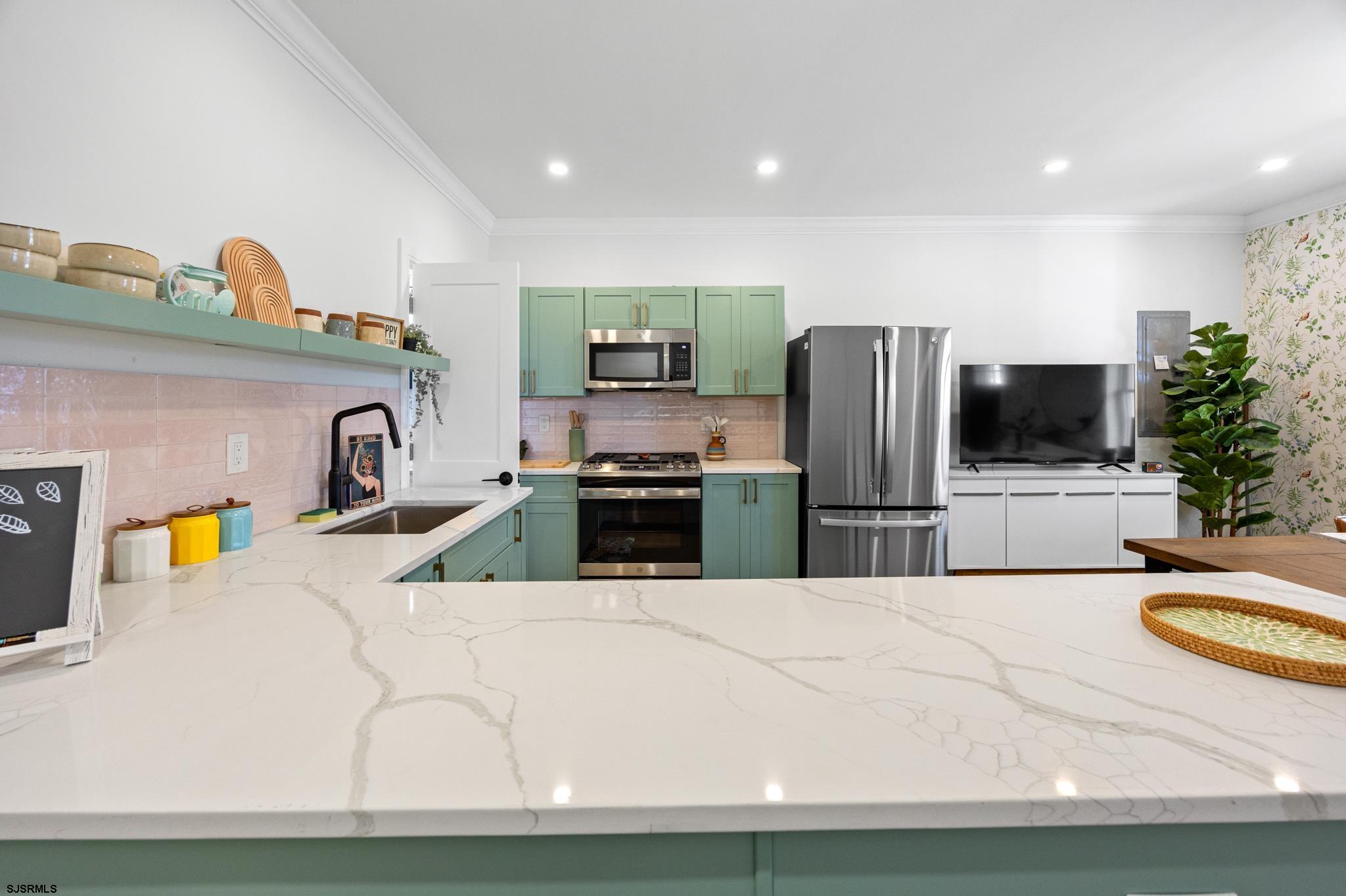 Atlantic City, New Jersey 08401, United States, 5 Bedrooms Bedrooms, ,3 BathroomsBathrooms,Residential,Active,158896