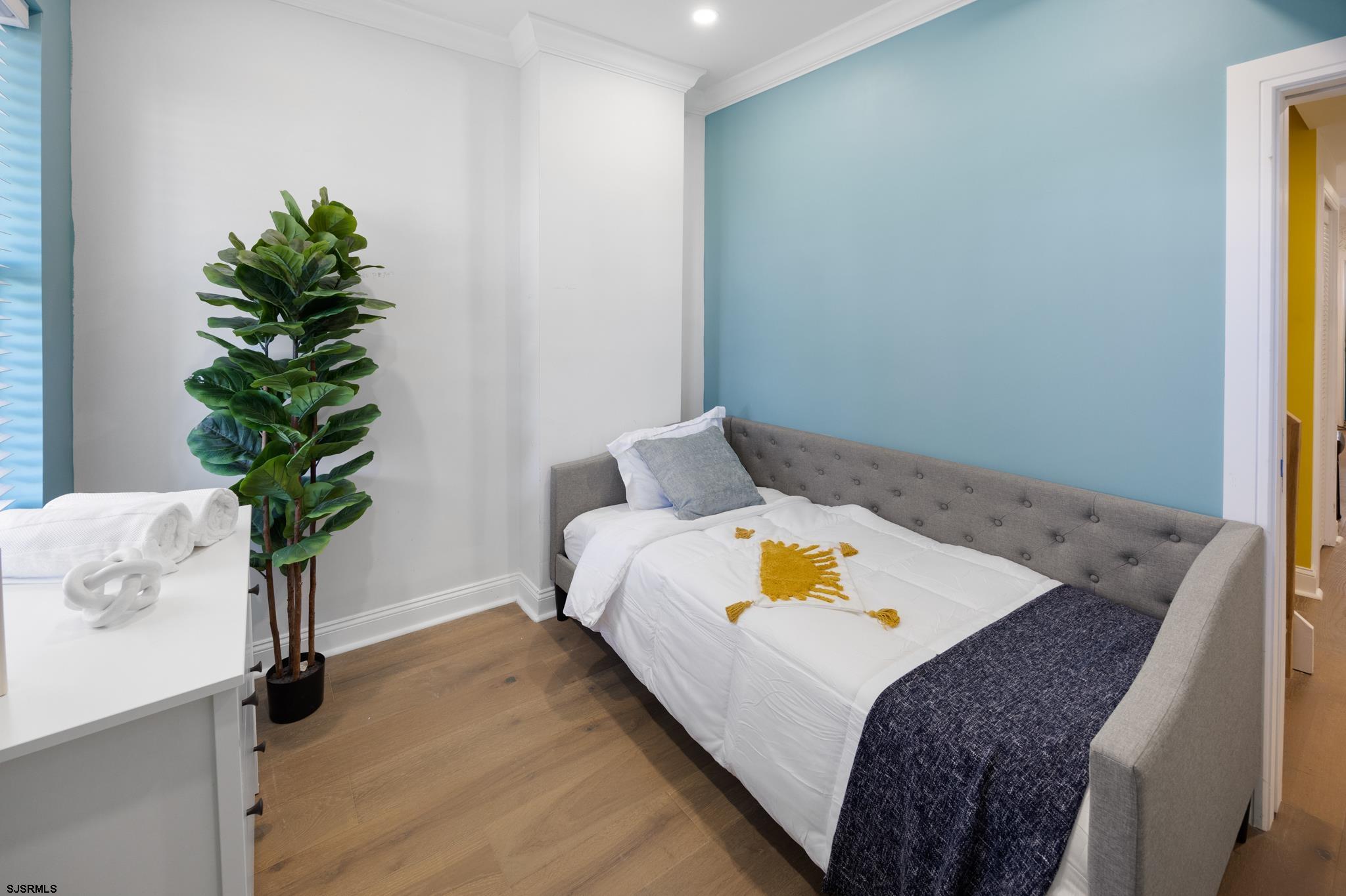 Atlantic City, New Jersey 08401, United States, 5 Bedrooms Bedrooms, ,3 BathroomsBathrooms,Residential,Active,158896