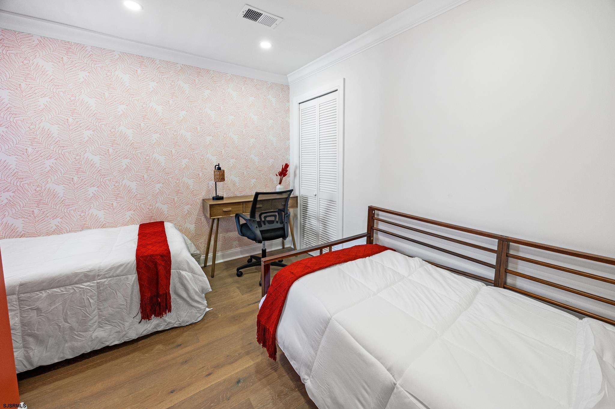 Atlantic City, New Jersey 08401, United States, 5 Bedrooms Bedrooms, ,3 BathroomsBathrooms,Residential,Active,158896