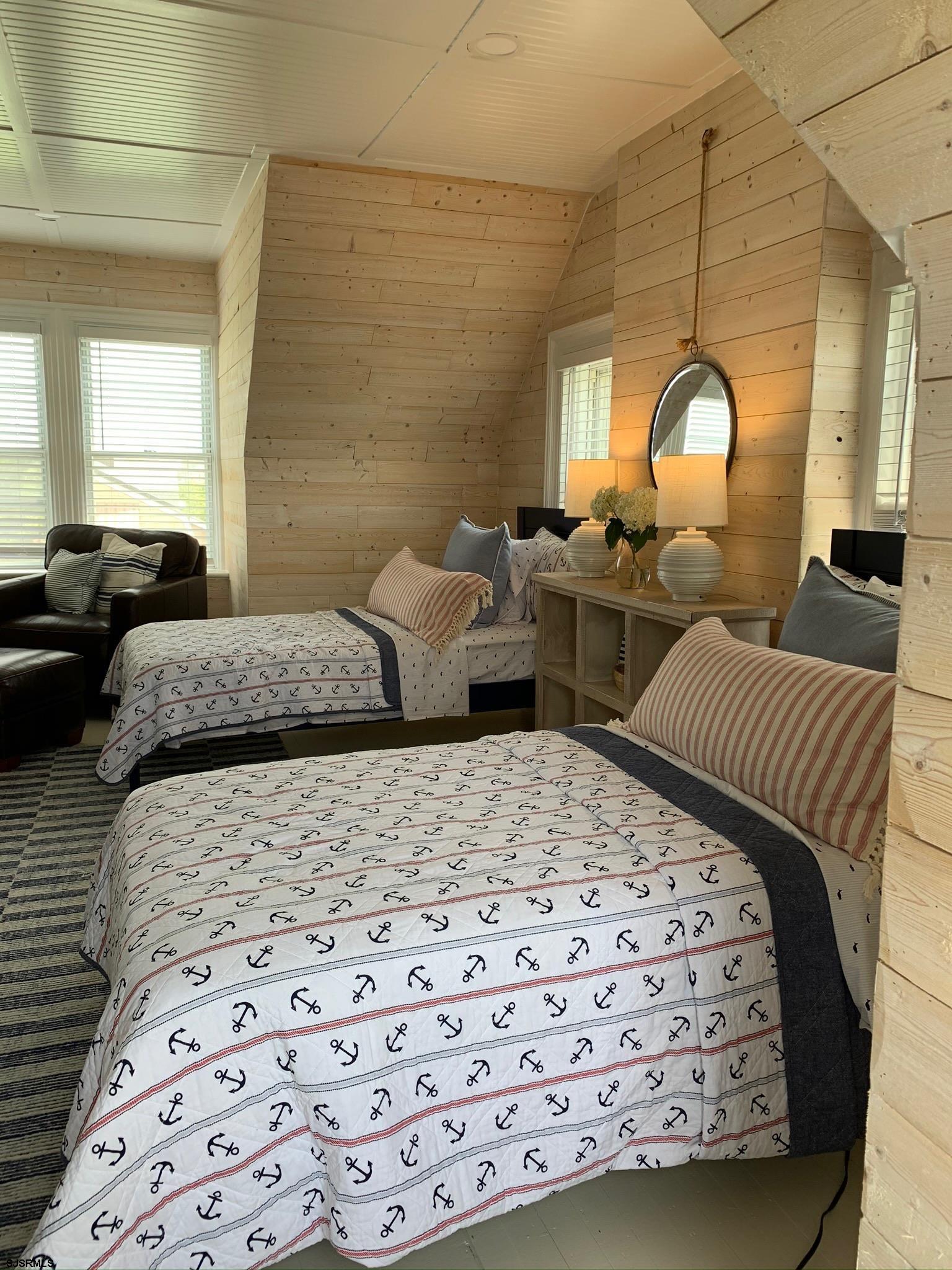 Ventnor, New Jersey 08406, United States, 7 Bedrooms Bedrooms, ,5 BathroomsBathrooms,Residential,Active,76732