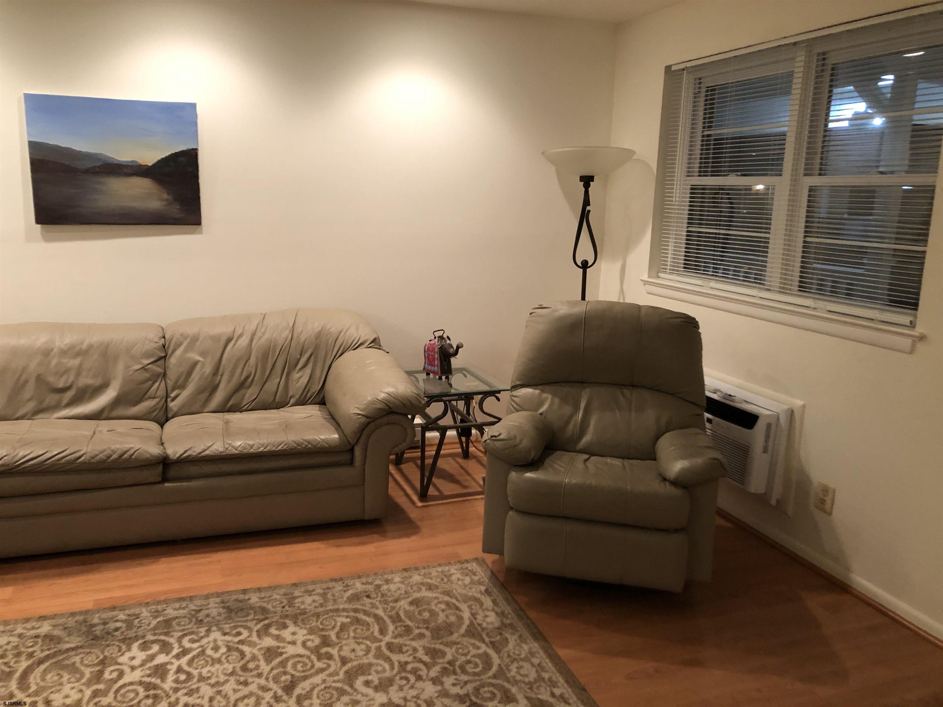 Margate, New Jersey 08402, United States, 2 Bedrooms Bedrooms, ,1 BathroomBathrooms,Residential,Active,67520