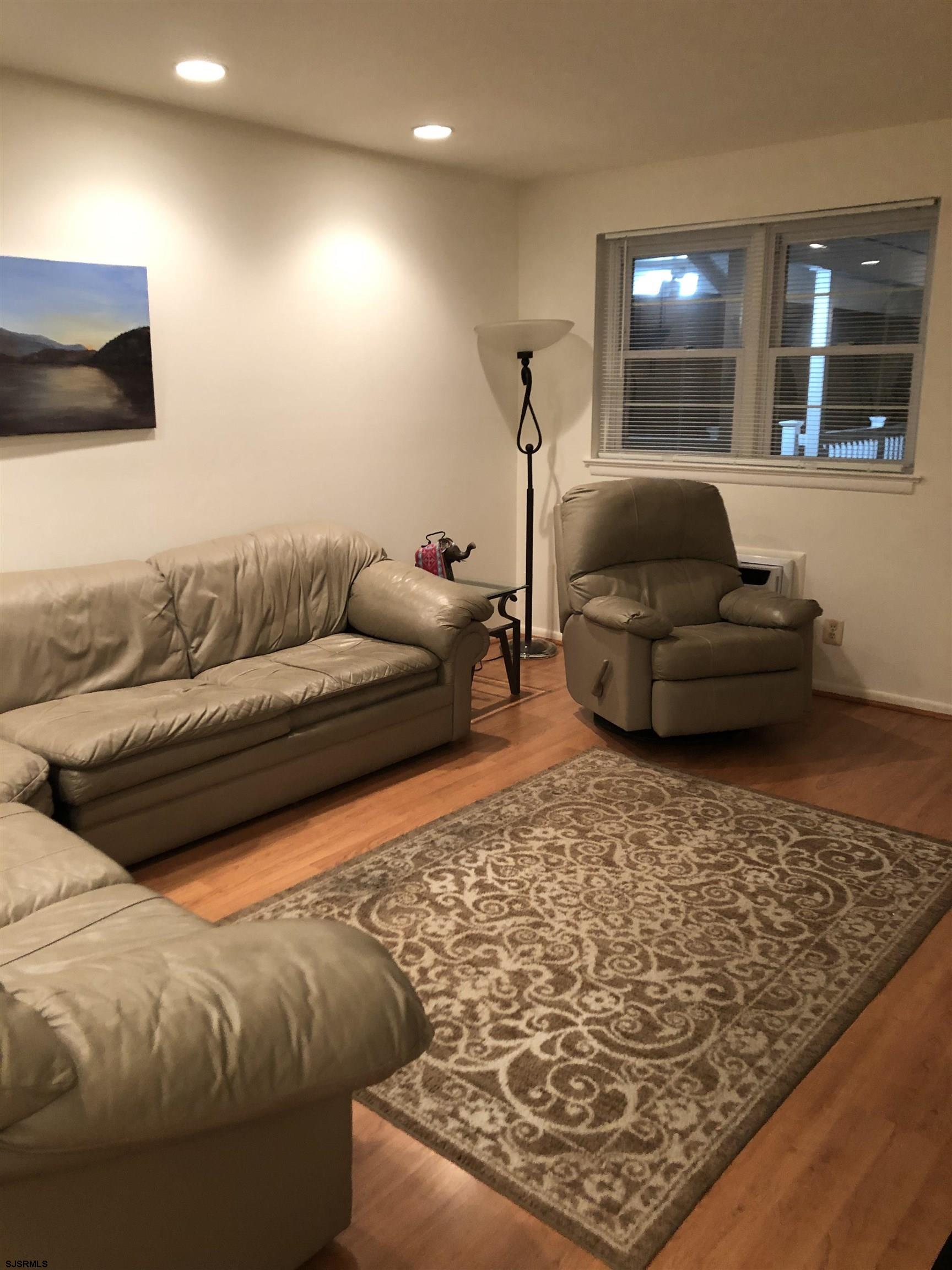 Margate, New Jersey 08402, United States, 2 Bedrooms Bedrooms, ,1 BathroomBathrooms,Residential,Active,67520