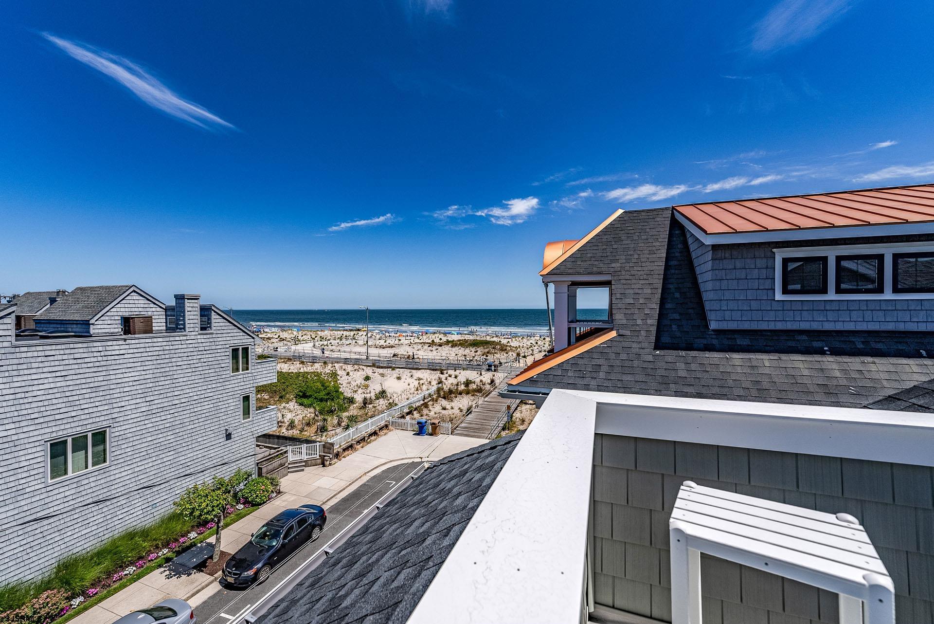 Ocean City, New Jersey 08226, United States, 5 Bedrooms Bedrooms, ,3 BathroomsBathrooms,Residential,Pending,157328