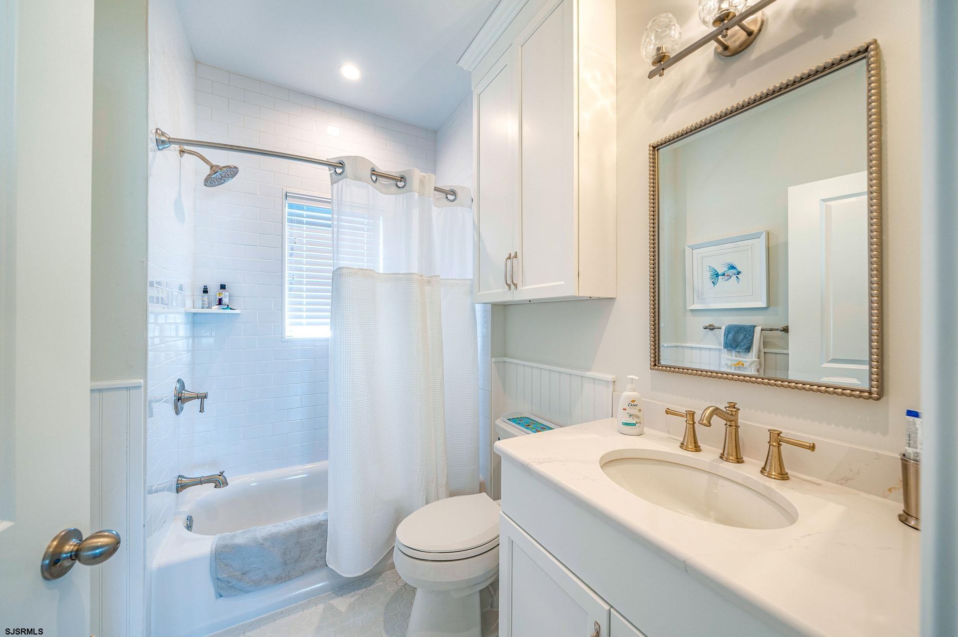 Ocean City, New Jersey 08226, United States, 5 Bedrooms Bedrooms, ,3 BathroomsBathrooms,Residential,Pending,157328