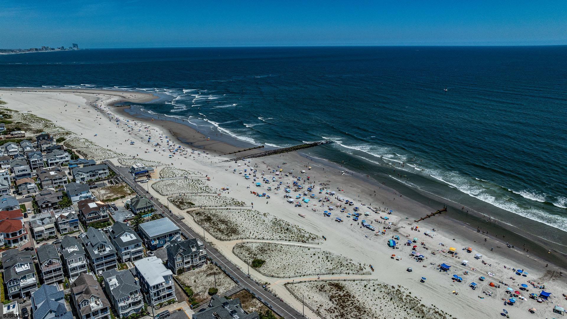 Ocean City, New Jersey 08226, United States, 5 Bedrooms Bedrooms, ,3 BathroomsBathrooms,Residential,Pending,157328