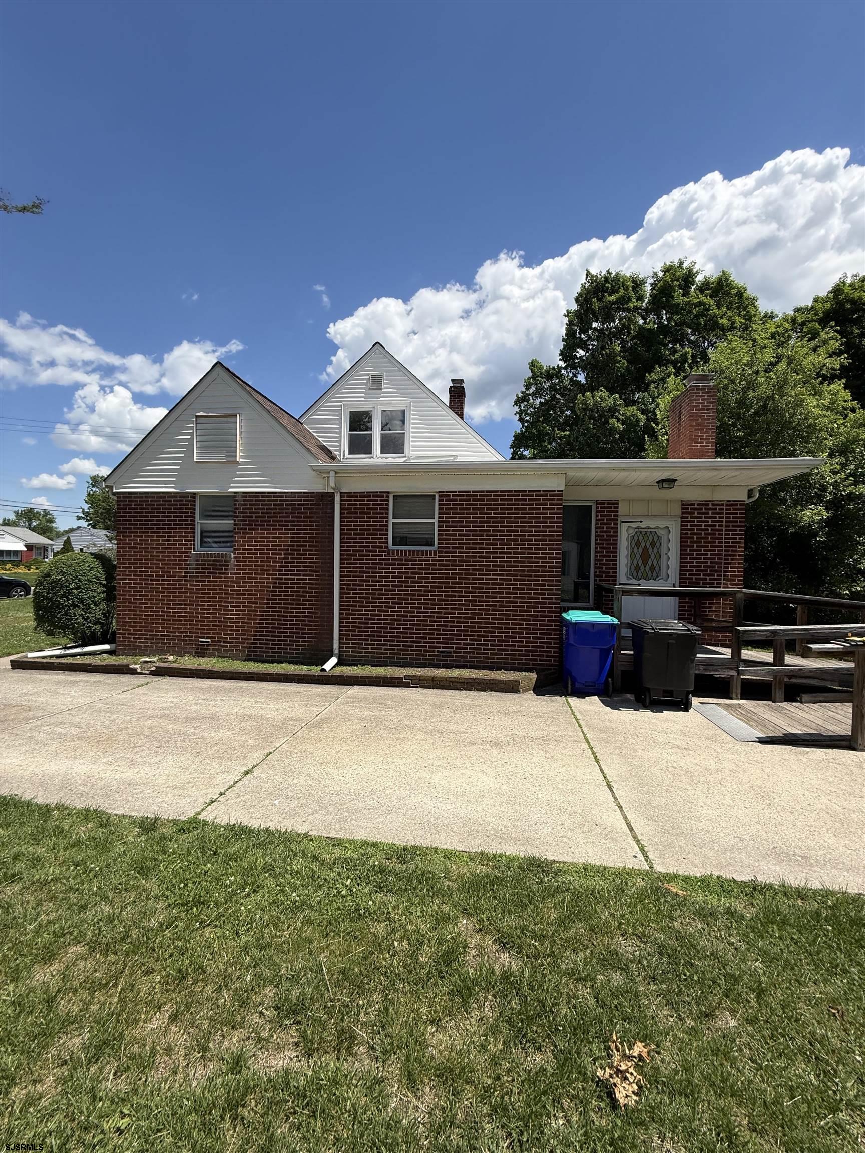 650 Grape Street - Photo 2