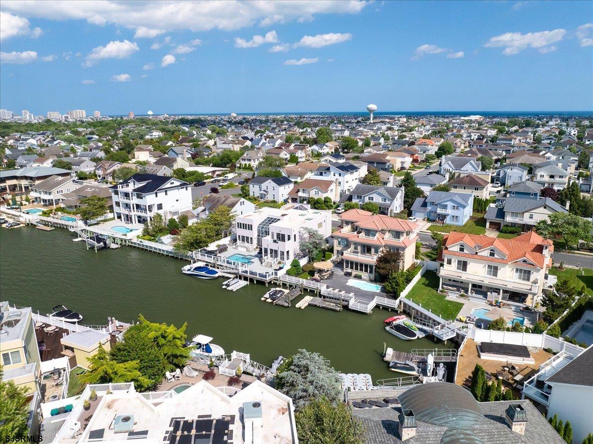 Margate, New Jersey 08402, United States, 4 Bedrooms Bedrooms, ,4 BathroomsBathrooms,Residential,Active,1748