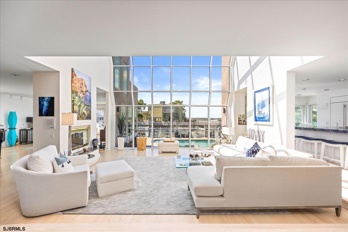 Margate, New Jersey 08402, United States, 4 Bedrooms Bedrooms, ,4 BathroomsBathrooms,Residential,Active,1748