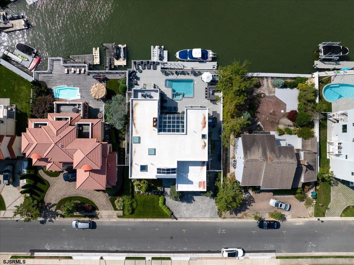 Margate, New Jersey 08402, United States, 4 Bedrooms Bedrooms, ,4 BathroomsBathrooms,Residential,Active,1748