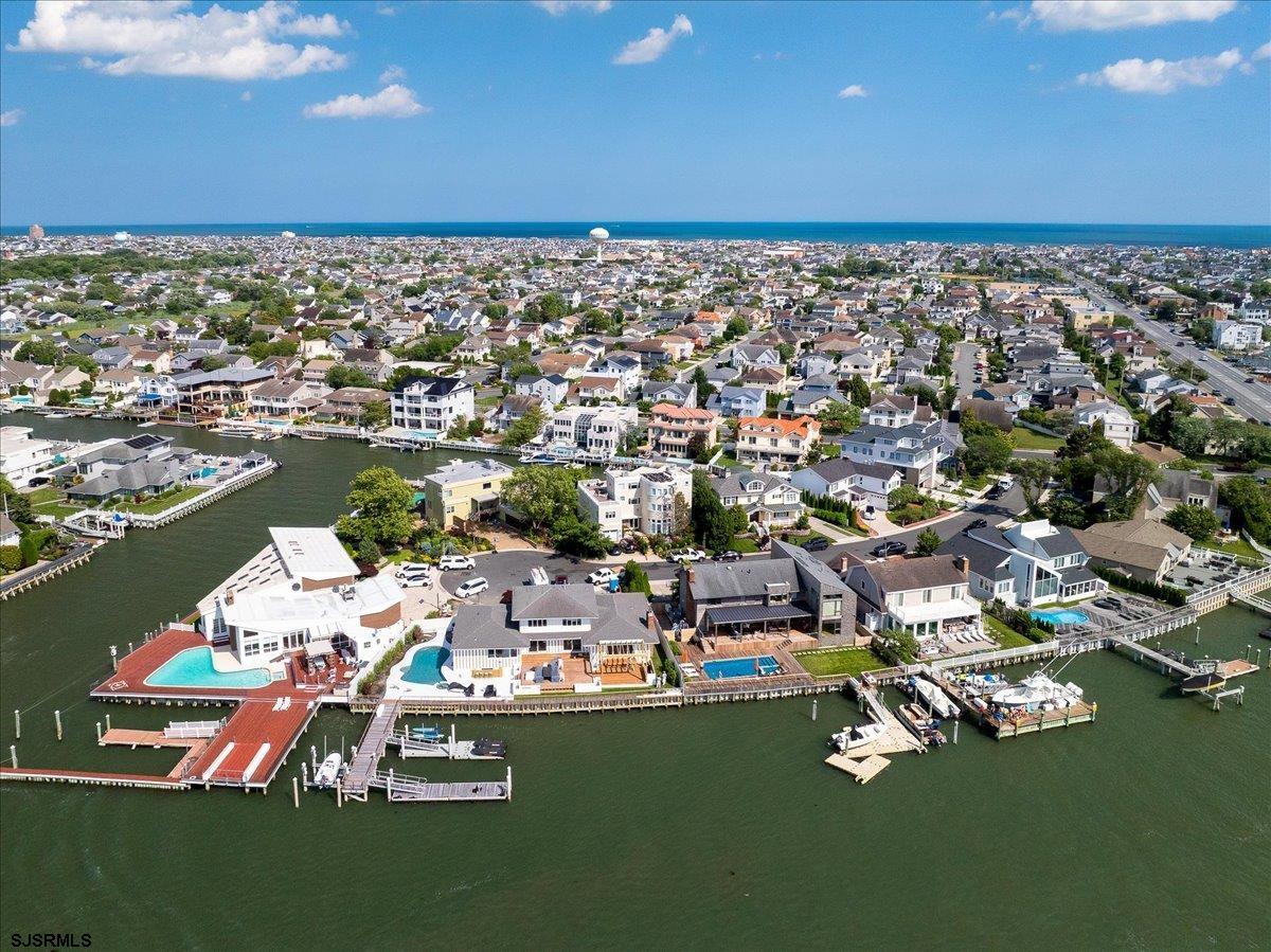 Margate, New Jersey 08402, United States, 4 Bedrooms Bedrooms, ,4 BathroomsBathrooms,Residential,Active,1748