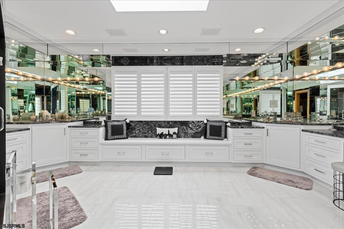 Margate, New Jersey 08402, United States, 4 Bedrooms Bedrooms, ,4 BathroomsBathrooms,Residential,Active,1748