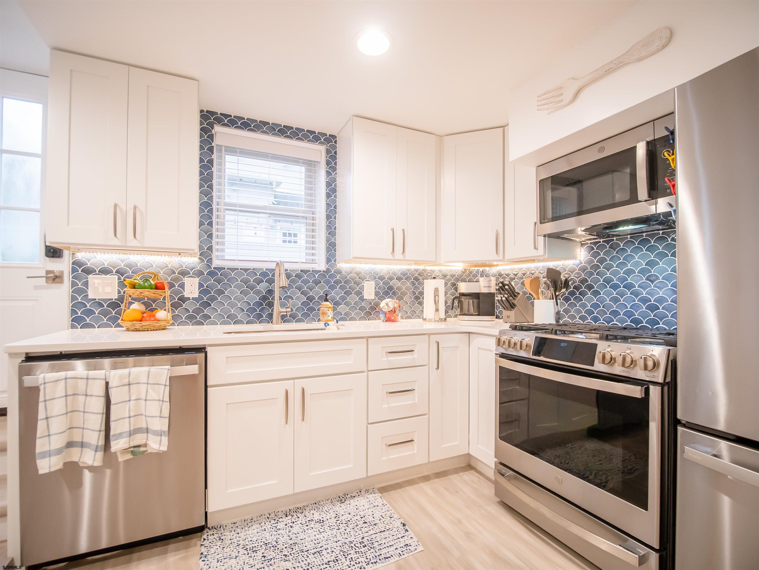 Ventnor, New Jersey 08406, United States, 3 Bedrooms Bedrooms, ,2 BathroomsBathrooms,Residential,Active,90326