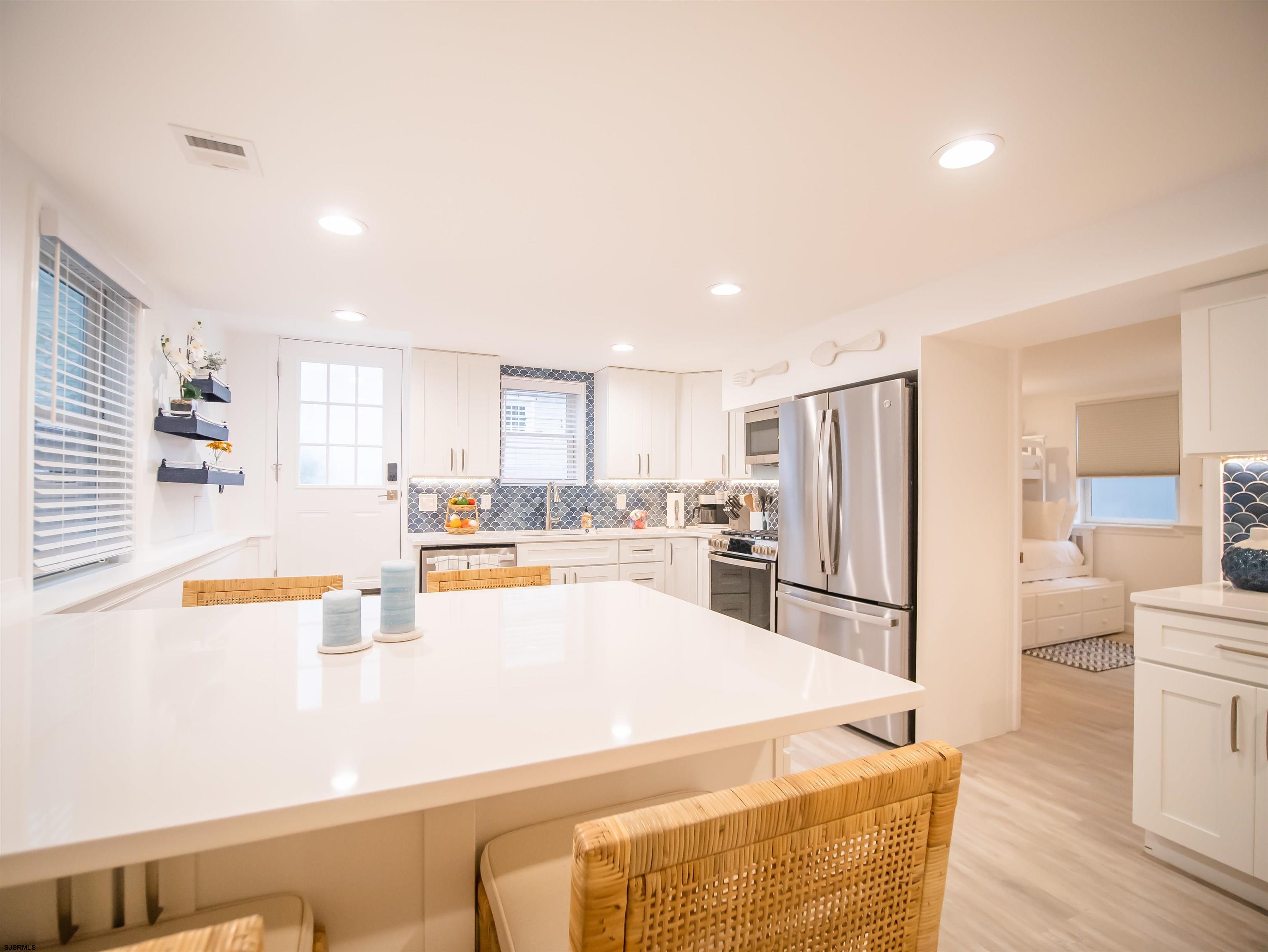 Ventnor, New Jersey 08406, United States, 3 Bedrooms Bedrooms, ,2 BathroomsBathrooms,Residential,Active,90326