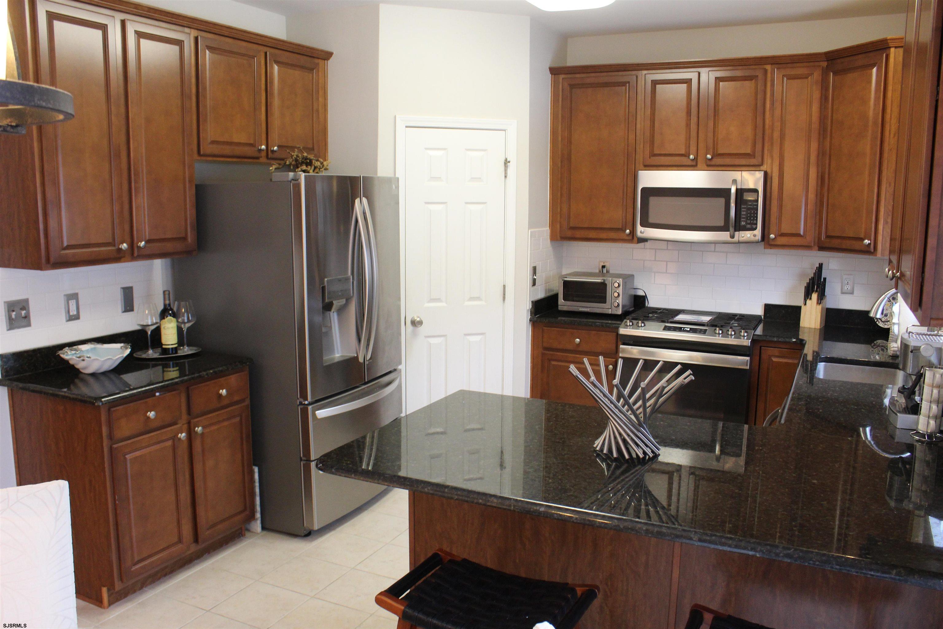 Egg Harbor Township, New Jersey 08234, United States, 4 Bedrooms Bedrooms, ,3 BathroomsBathrooms,Residential,Active,46781