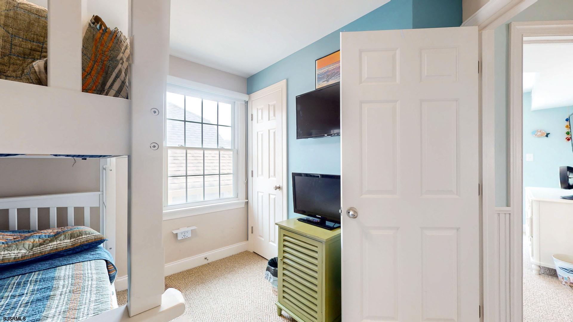 Ocean City, New Jersey 08226, United States, 9 Bedrooms Bedrooms, ,5 BathroomsBathrooms,Residential,Active,149779