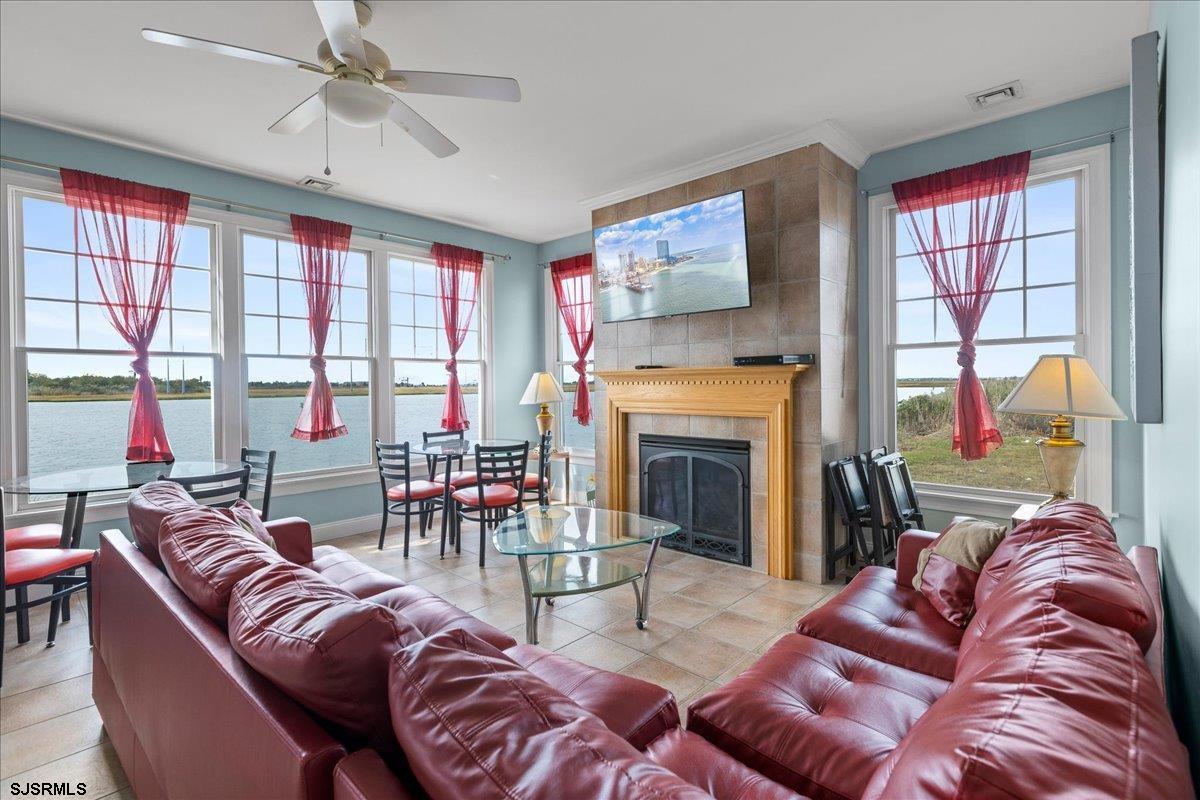 Atlantic City, New Jersey 08401, United States, 4 Bedrooms Bedrooms, ,3 BathroomsBathrooms,Residential,Active,41540