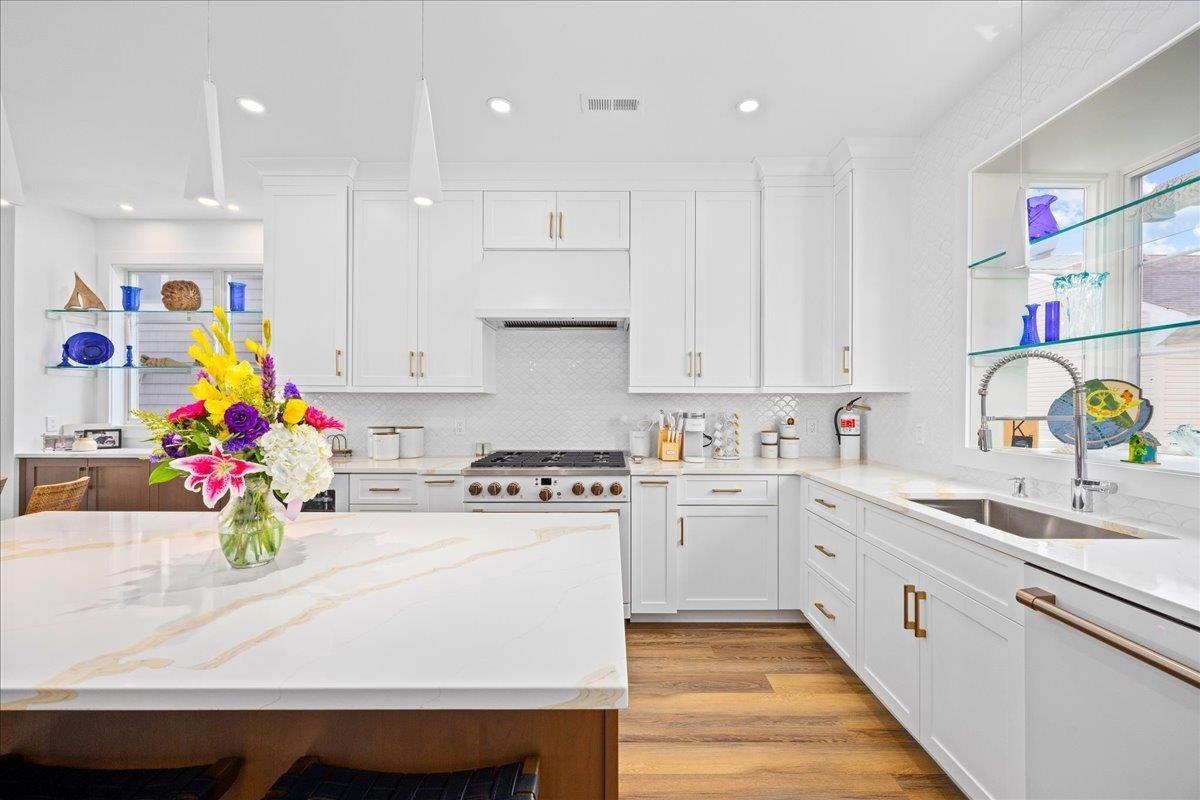 Margate, New Jersey 08402, United States, 6 Bedrooms Bedrooms, ,4 BathroomsBathrooms,Residential,Active,184083