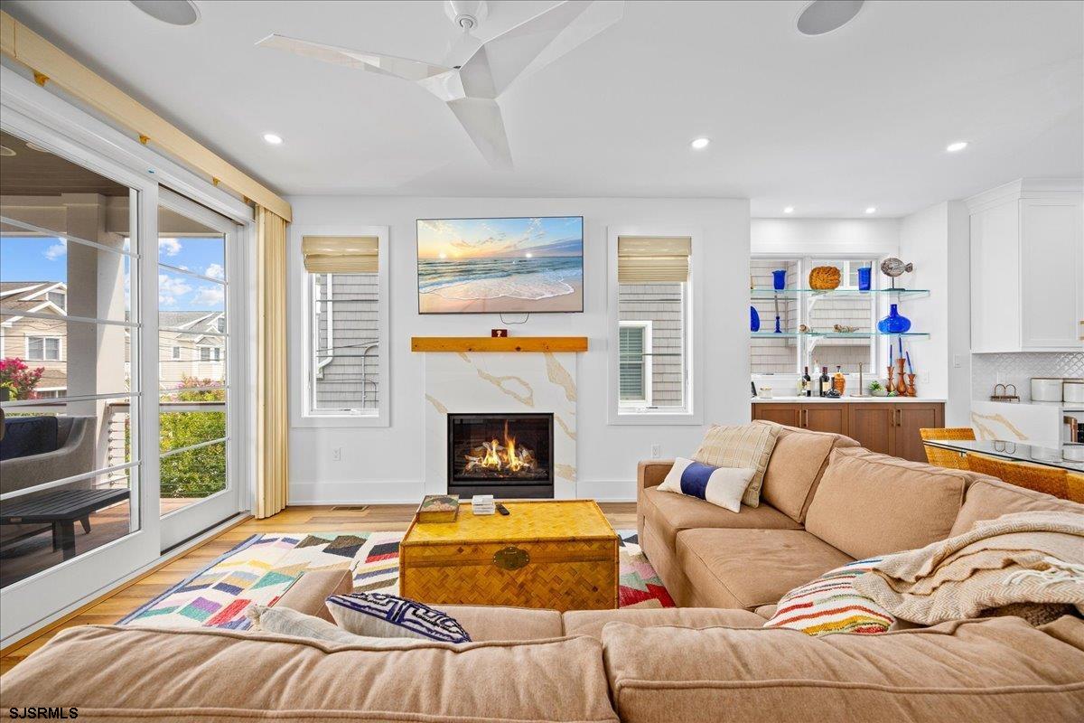 Margate, New Jersey 08402, United States, 6 Bedrooms Bedrooms, ,4 BathroomsBathrooms,Residential,Active,184083