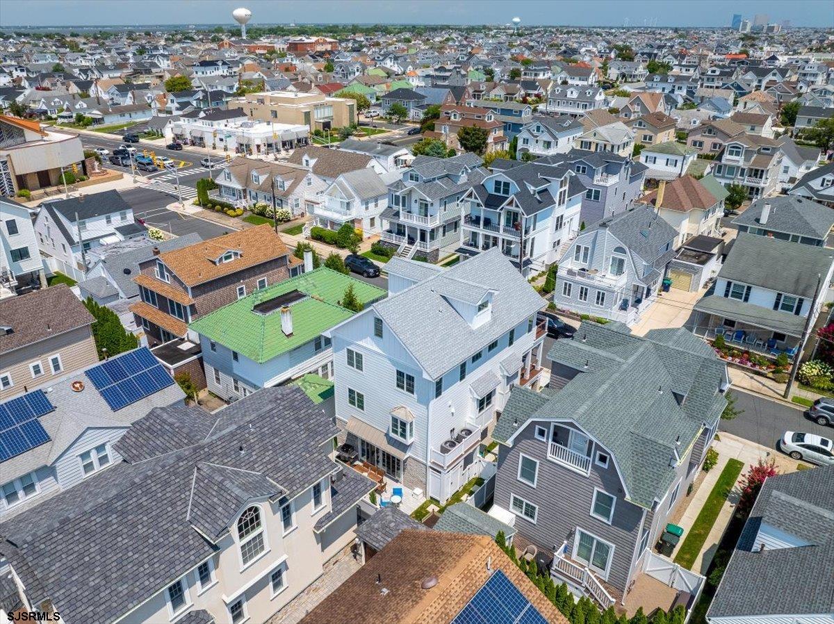 Margate, New Jersey 08402, United States, 6 Bedrooms Bedrooms, ,4 BathroomsBathrooms,Residential,Active,184083