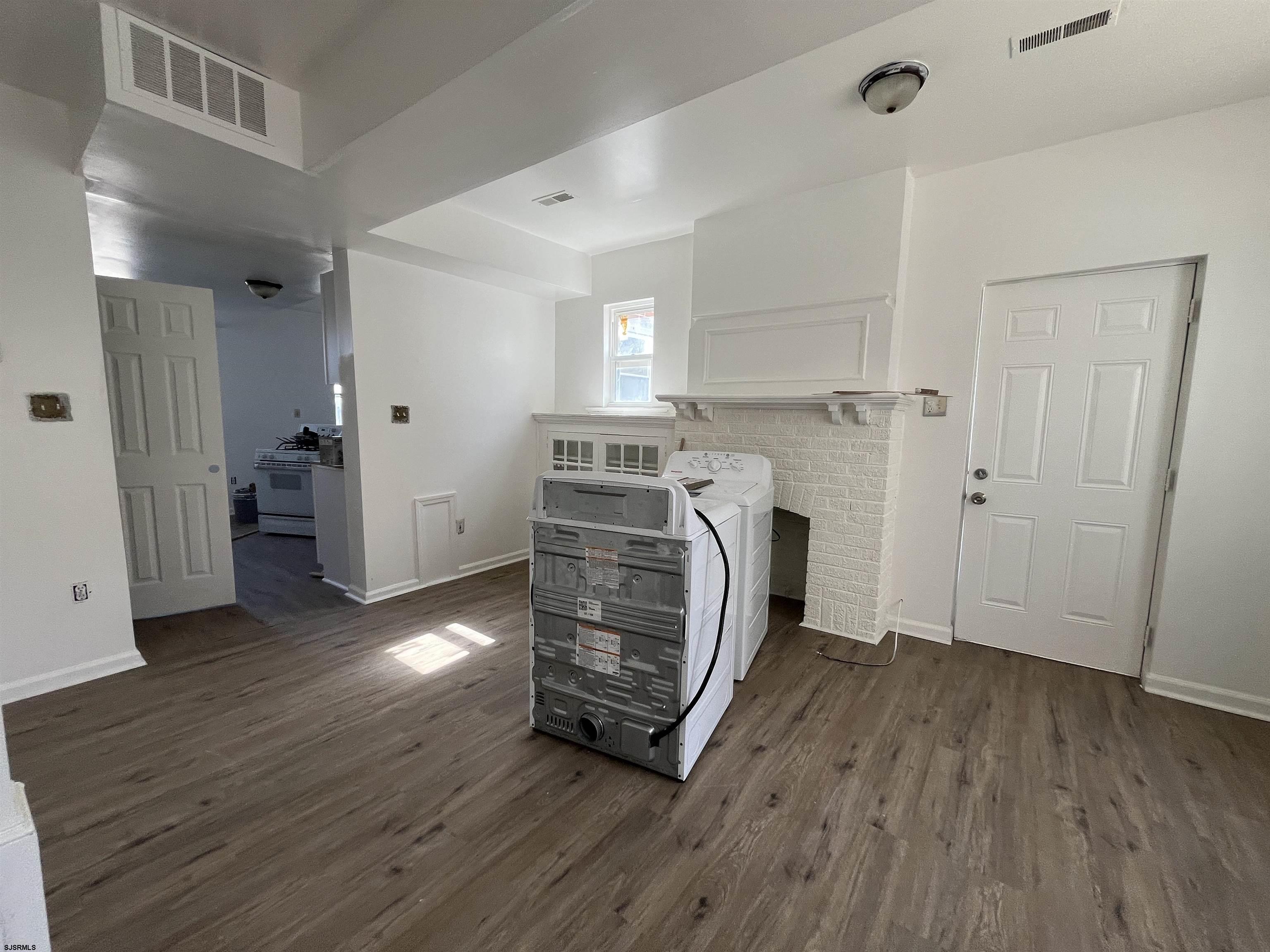 Atlantic City, New Jersey 08401, United States, 3 Bedrooms Bedrooms, ,2 BathroomsBathrooms,Residential,Active,89473