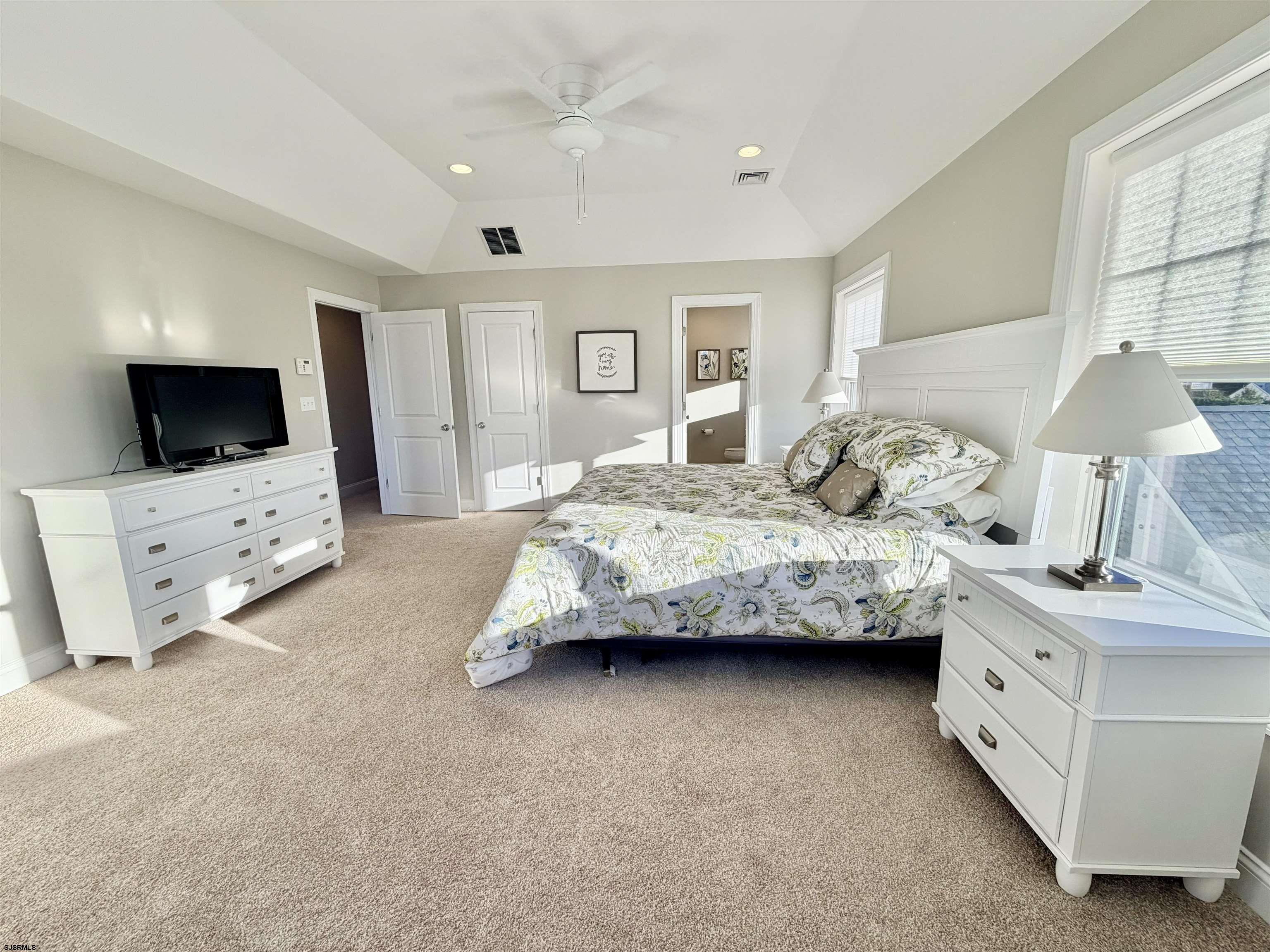 Ocean City, New Jersey 08226, United States, 4 Bedrooms Bedrooms, ,4 BathroomsBathrooms,Residential,Active,239913