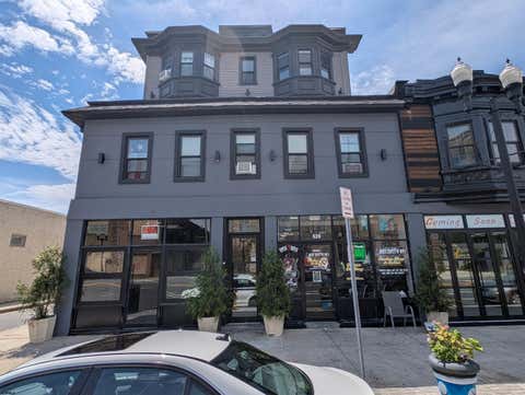 Apartment For Rent - 526 Atlantic Ave<br/> Atlantic County, Atlantic City, NJ 08401