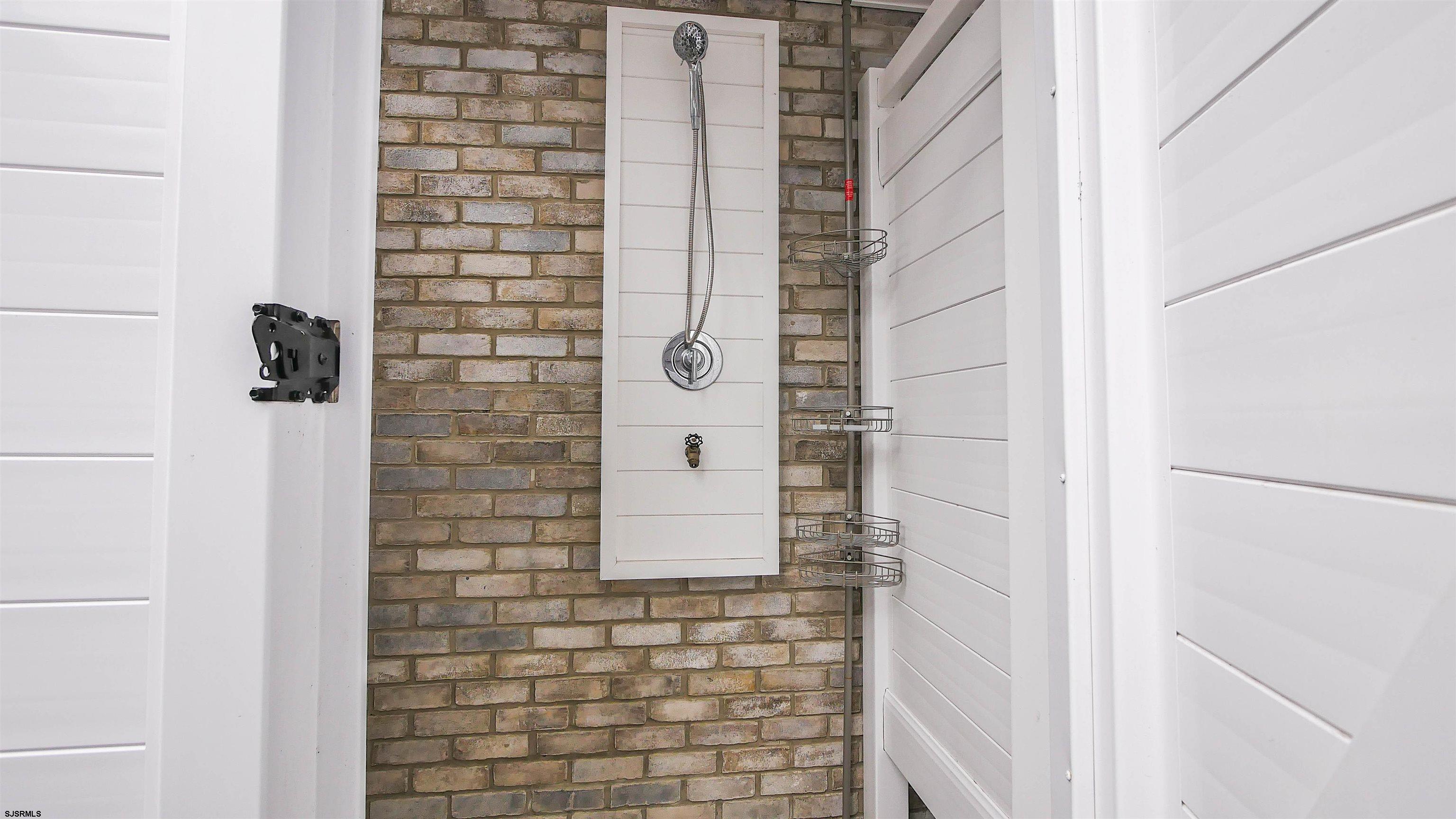 Margate, New Jersey 08402, United States, 6 Bedrooms Bedrooms, ,4 BathroomsBathrooms,Residential,Active,14605