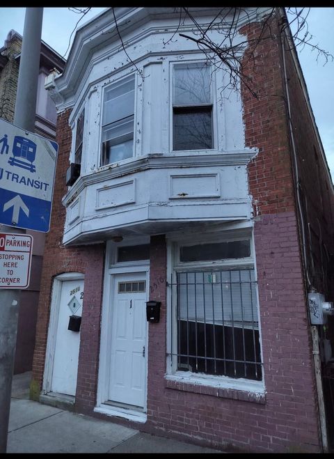 Apartment For Rent - 2510 Arctic Ave<br/> Atlantic City, NJ 08401