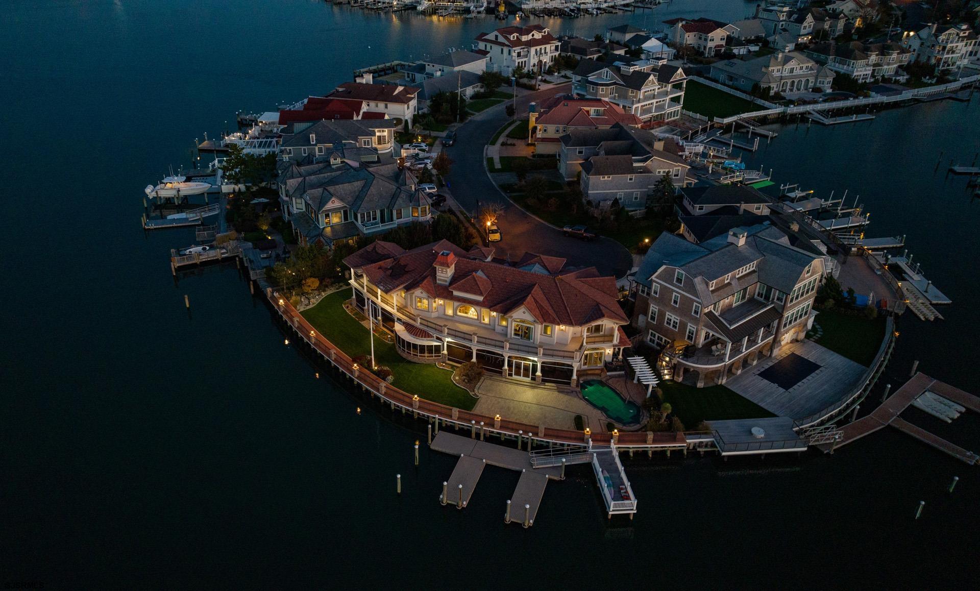 283 Bayshore Dr