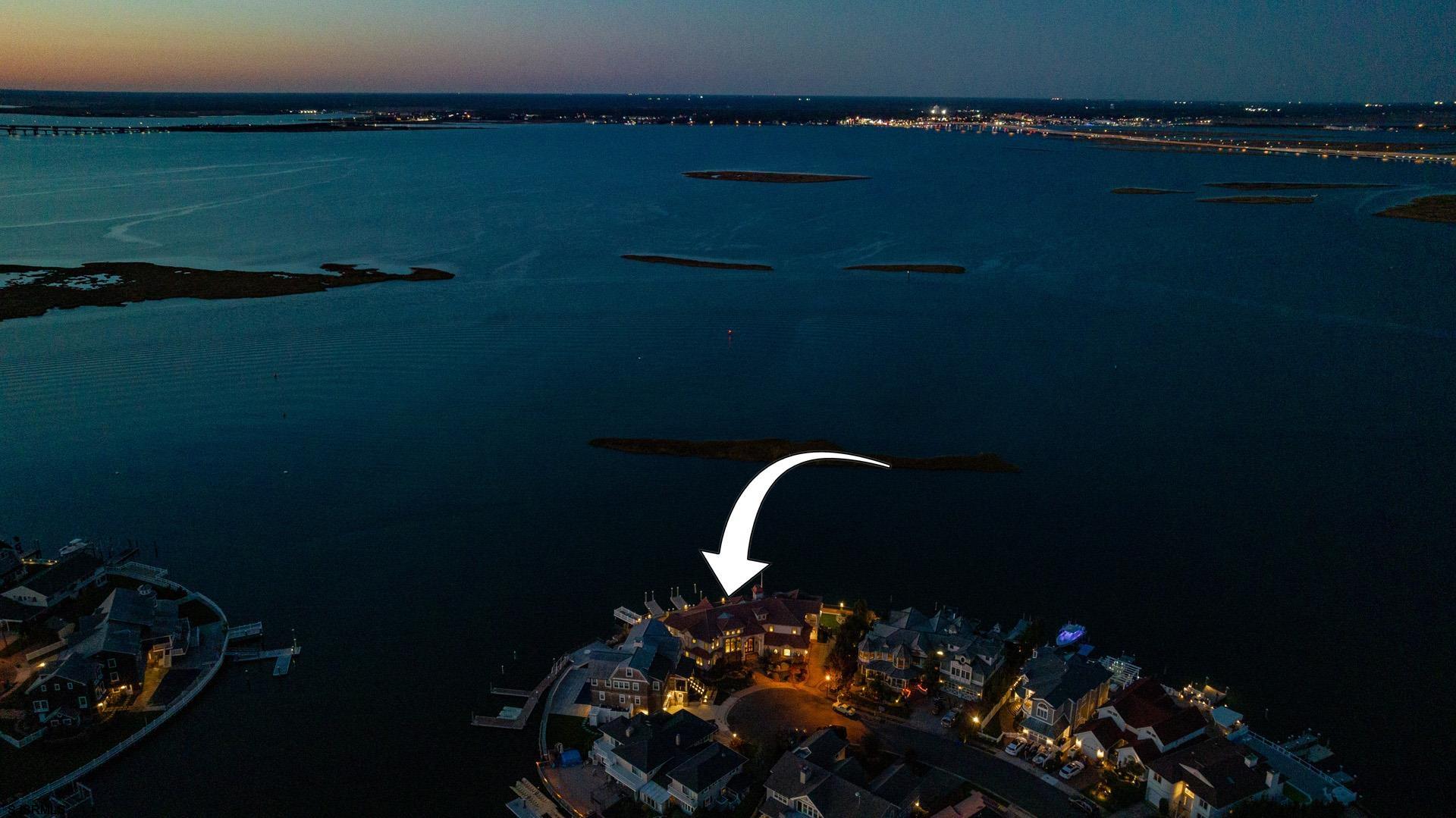 Ocean City, New Jersey 08226, United States, 6 Bedrooms Bedrooms, ,6 BathroomsBathrooms,Residential,Active,8976