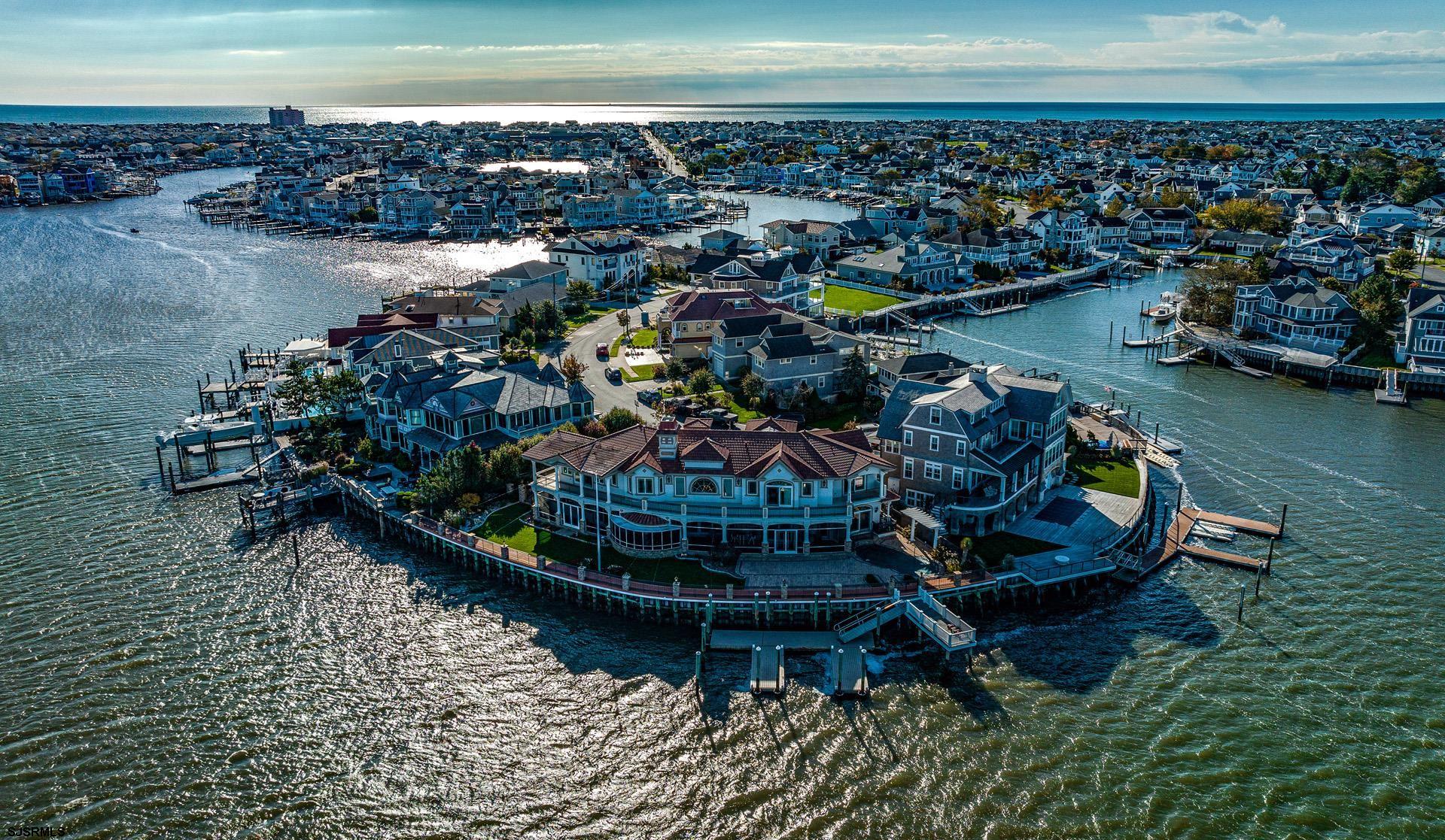 Ocean City, New Jersey 08226, United States, 6 Bedrooms Bedrooms, ,6 BathroomsBathrooms,Residential,Active,8976