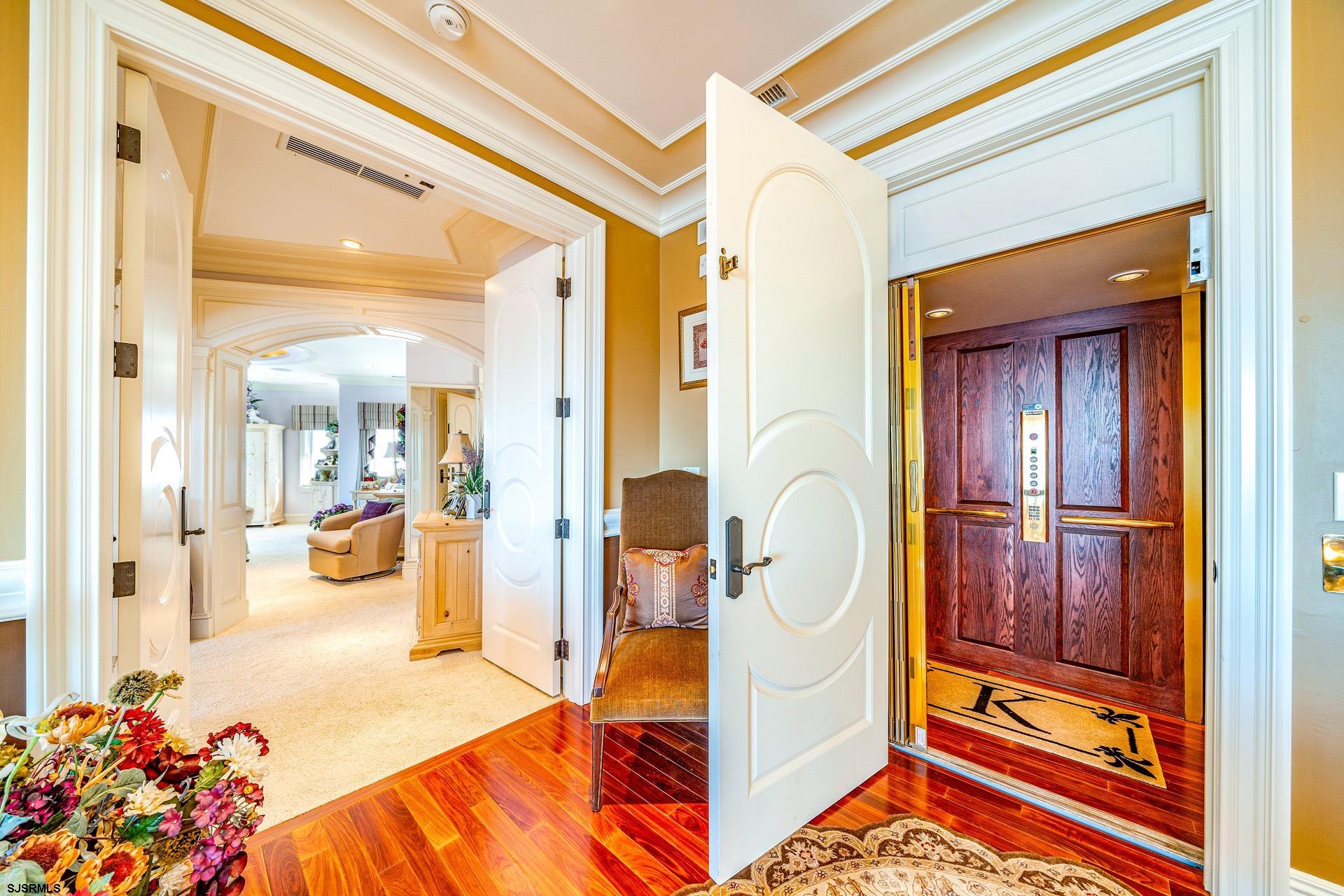 Ocean City, New Jersey 08226, United States, 6 Bedrooms Bedrooms, ,6 BathroomsBathrooms,Residential,Active,8976