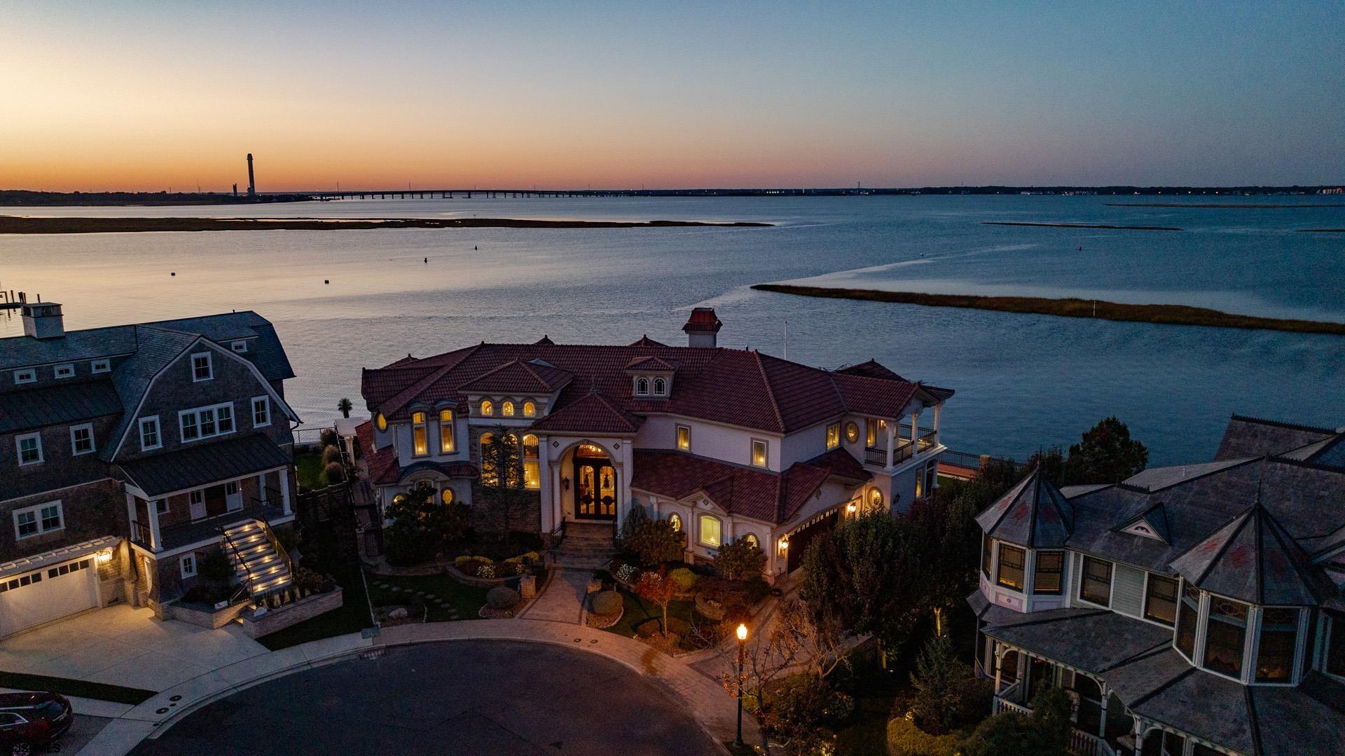 Ocean City, New Jersey 08226, United States, 6 Bedrooms Bedrooms, ,6 BathroomsBathrooms,Residential,Active,8976