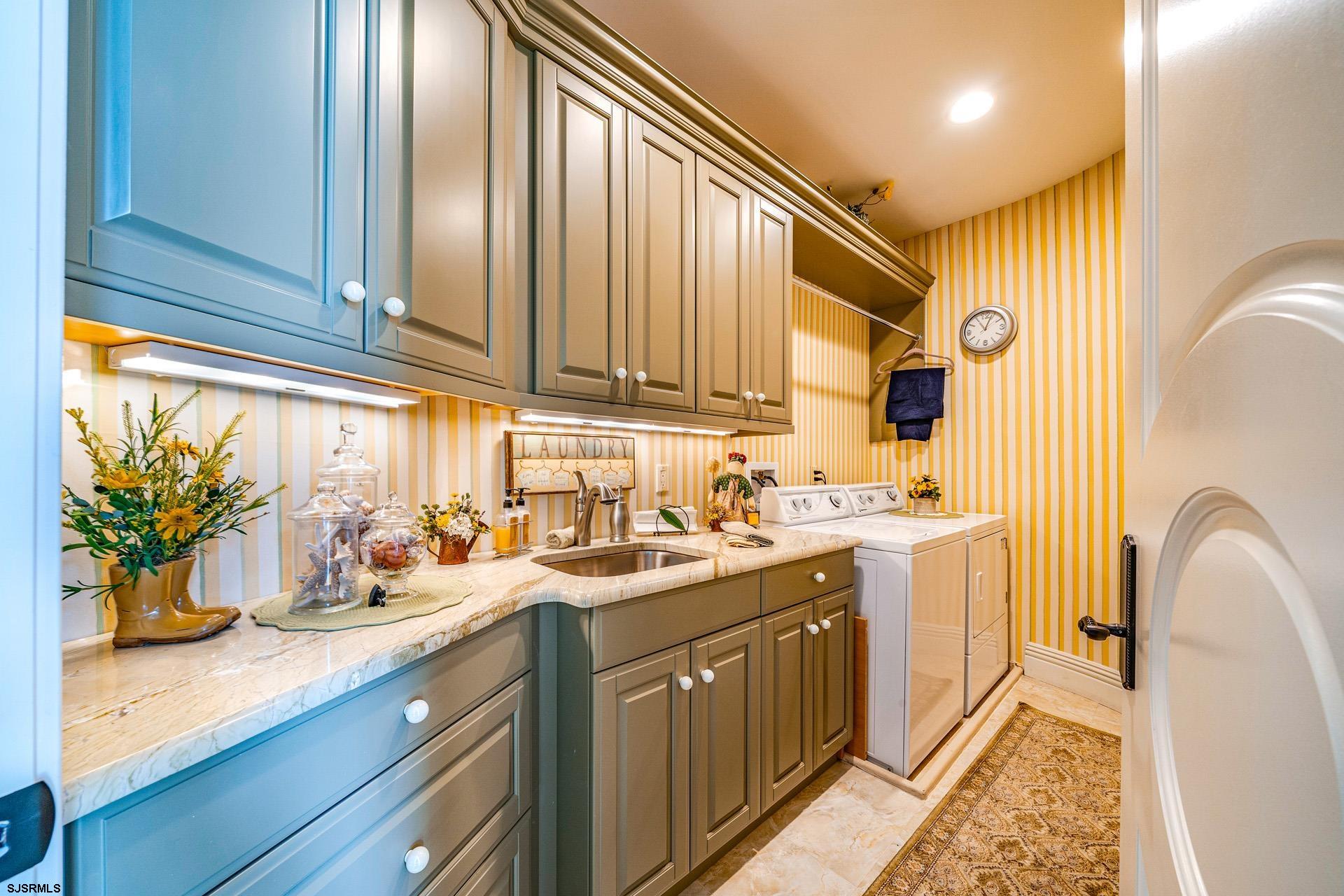 Ocean City, New Jersey 08226, United States, 6 Bedrooms Bedrooms, ,6 BathroomsBathrooms,Residential,Active,8976