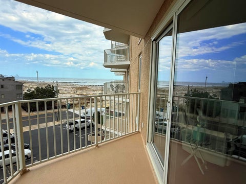 Condo For Sale - 322 Boardwalk #404<br/> Ocean City, NJ 08226