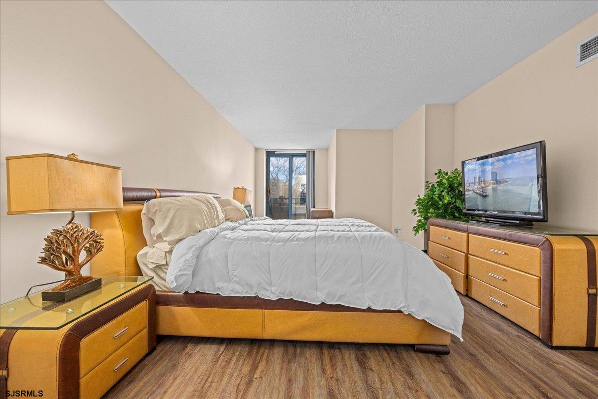 Atlantic City, New Jersey 08401, United States, 2 Bedrooms Bedrooms, ,2 BathroomsBathrooms,Residential,Active,145460