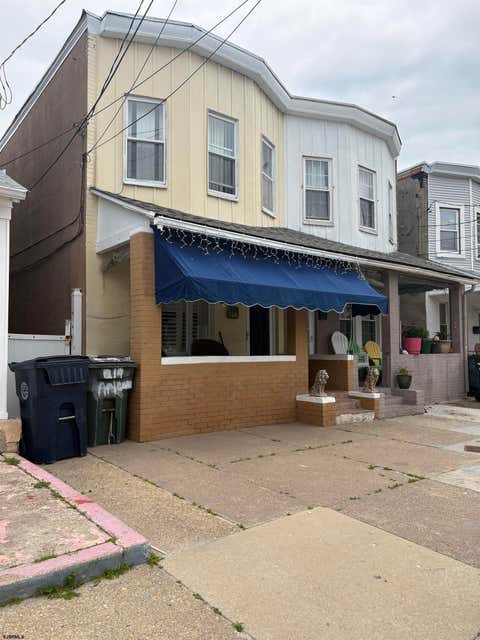 Townhouse For Sale - 219 Arizona Ave<br/> Atlantic City, NJ 08401