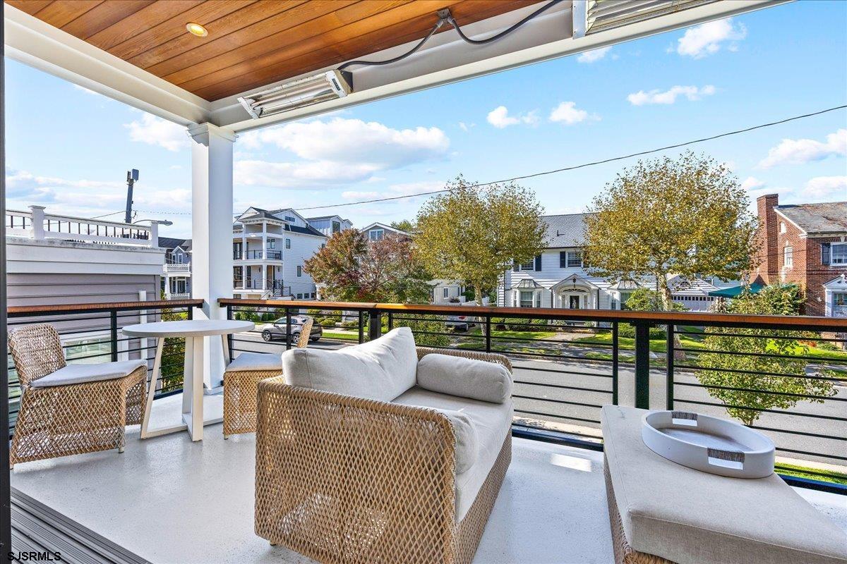 Margate, New Jersey 08402, United States, 6 Bedrooms Bedrooms, ,6 BathroomsBathrooms,Residential,Active,245677