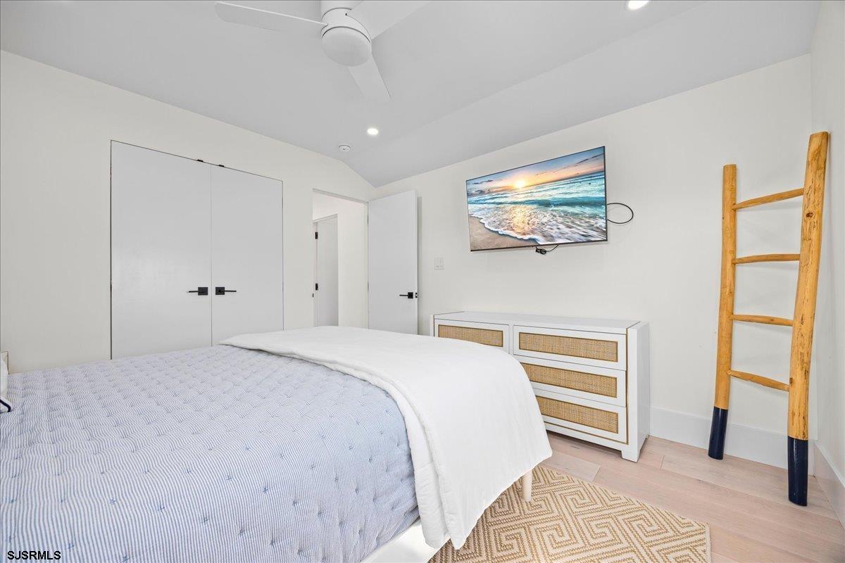 Margate, New Jersey 08402, United States, 6 Bedrooms Bedrooms, ,6 BathroomsBathrooms,Residential,Active,245677