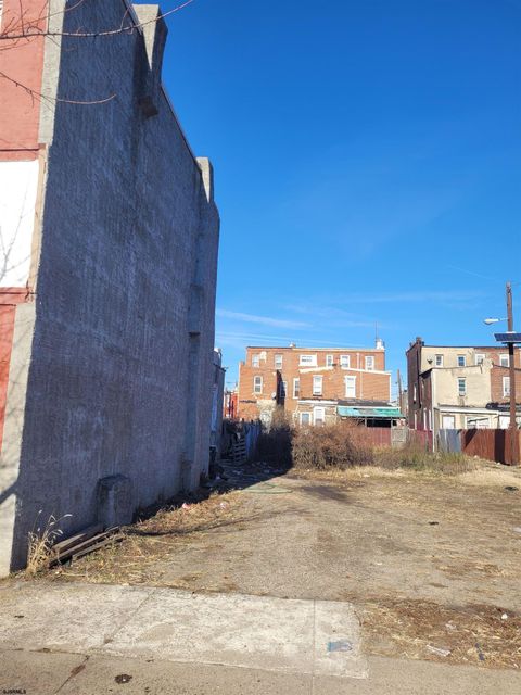Vacant Land For Sale - 425 Beckett Street<br/> Camden, NJ 08103